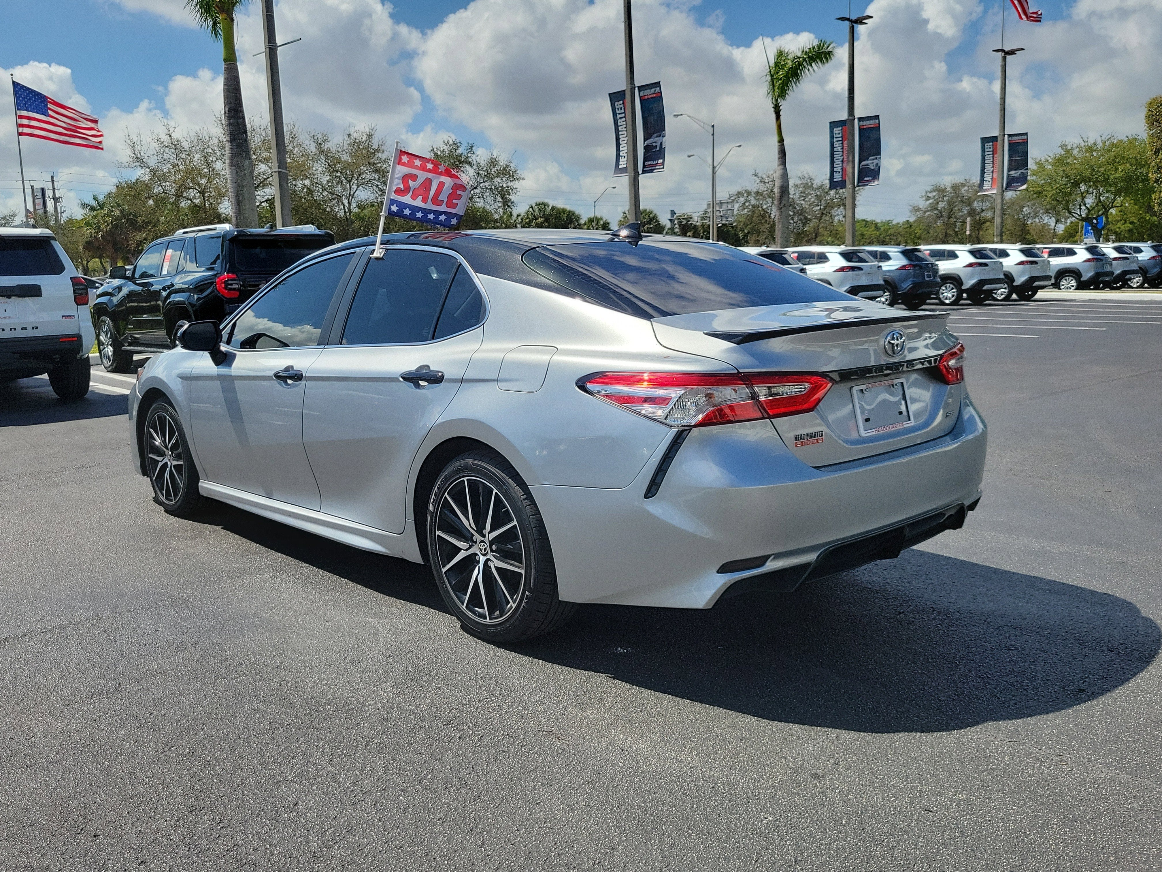 2020 Toyota Camry SE