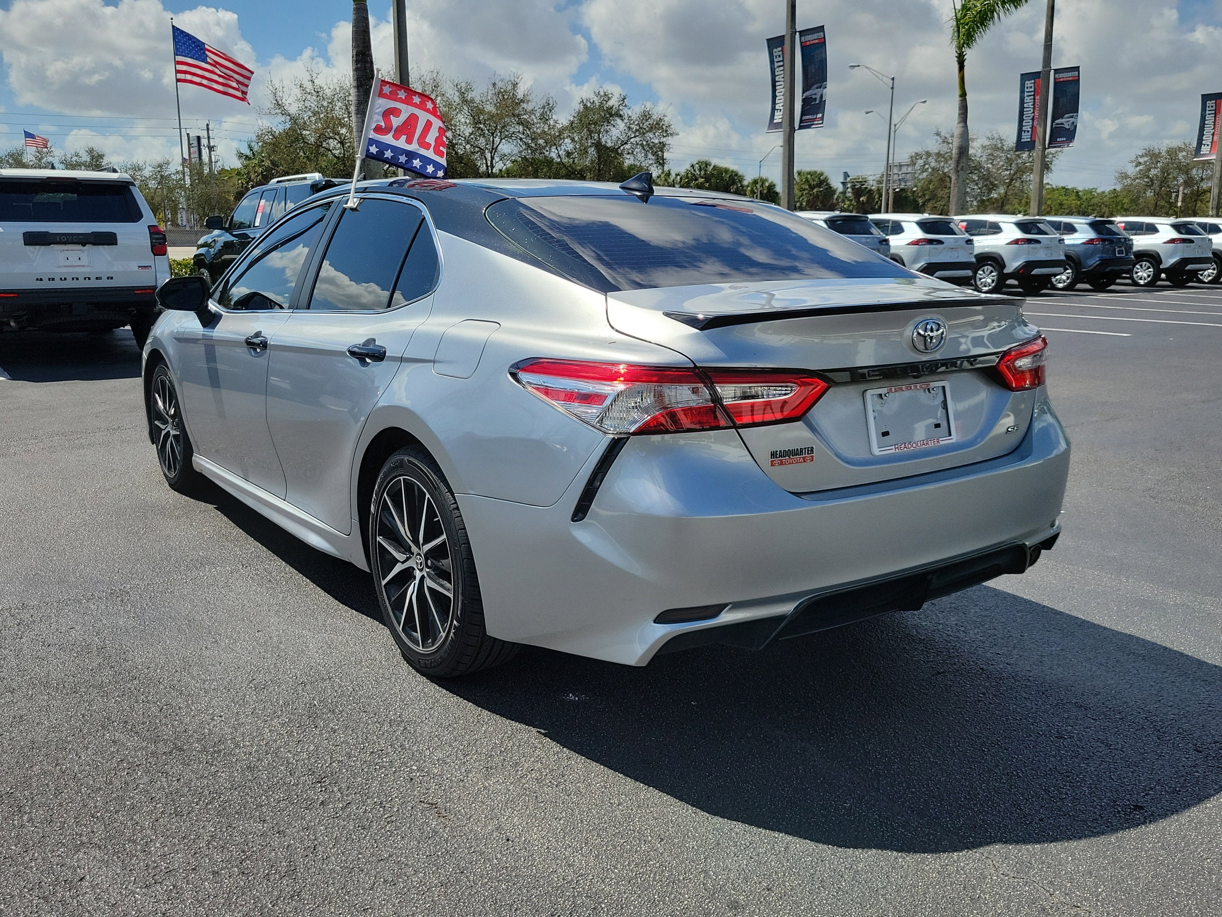 2020 Toyota Camry SE