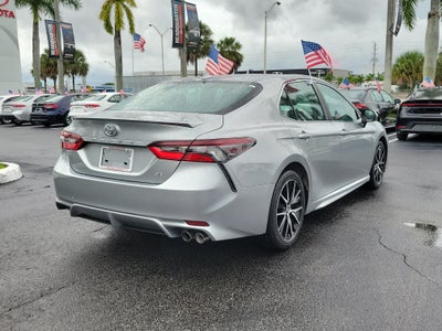 2024 Toyota Camry SE
