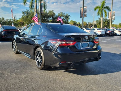 2024 Toyota Camry SE