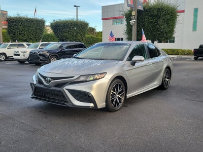 2024 Toyota Camry SE