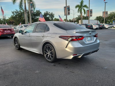 2024 Toyota Camry SE