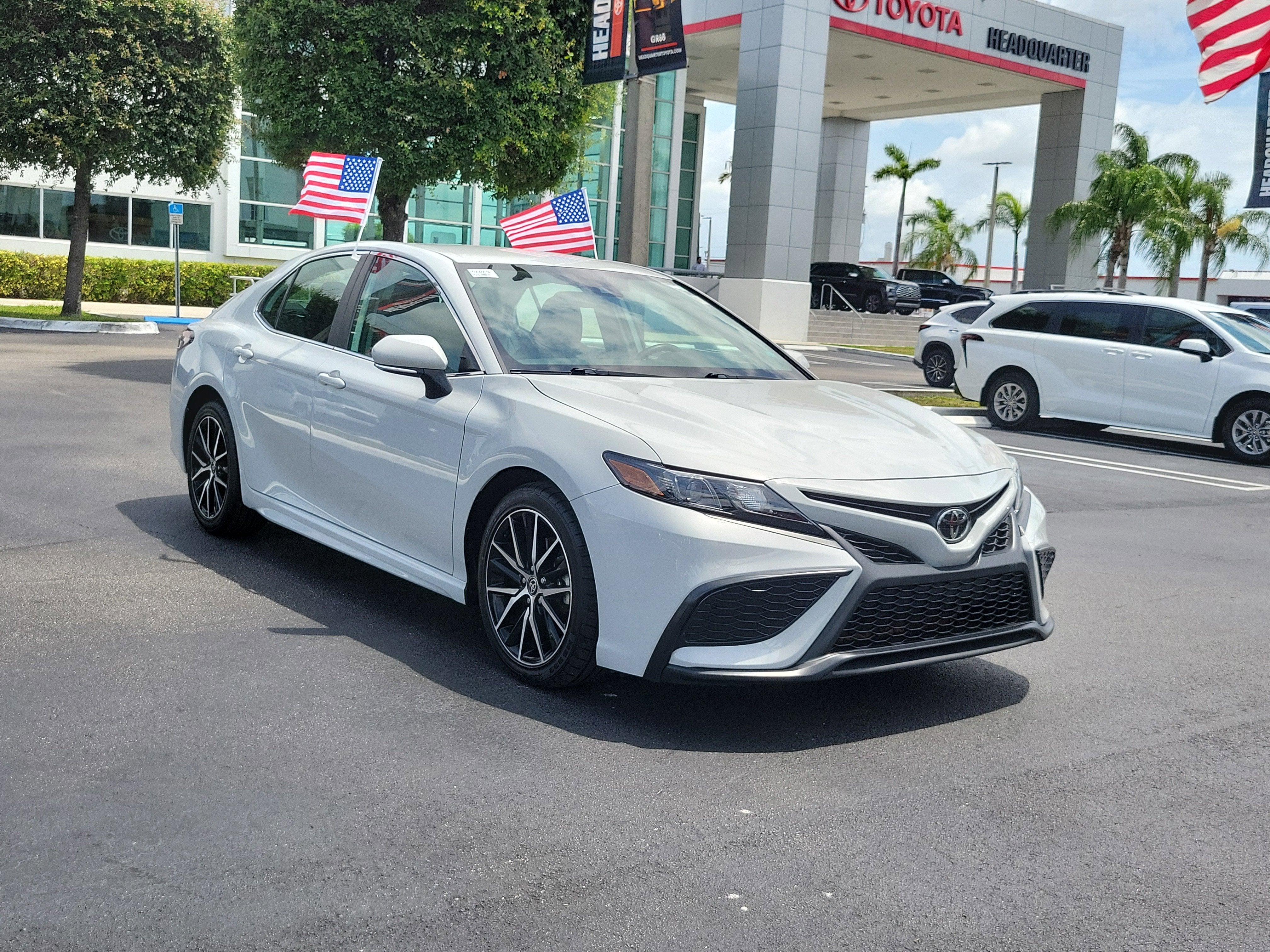 2023 Toyota Camry SE