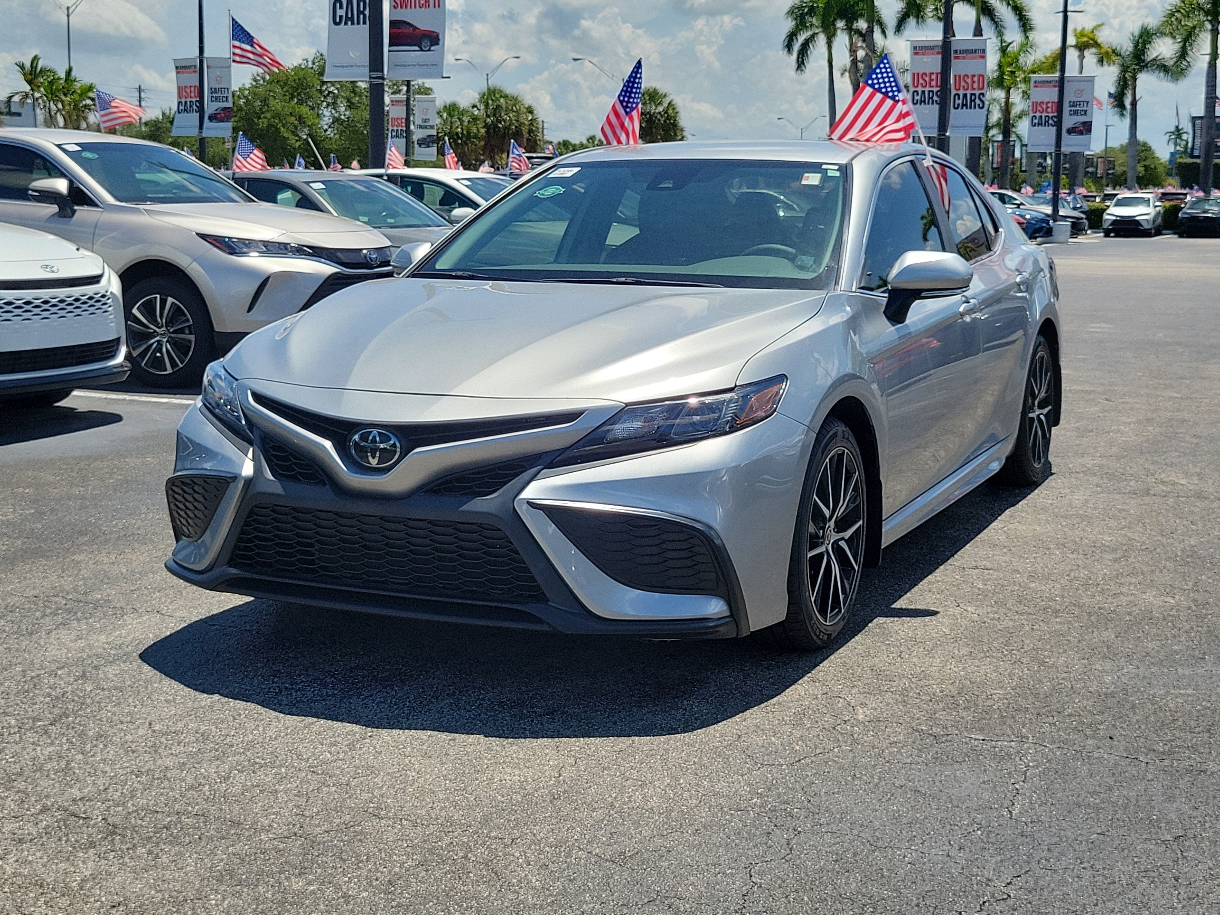 2023 Toyota Camry SE