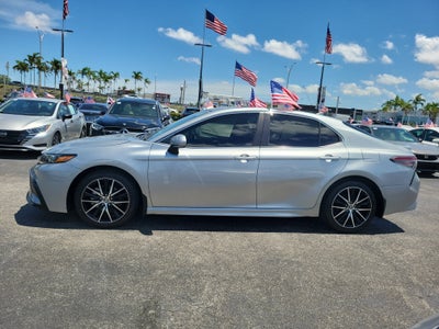 2023 Toyota Camry SE