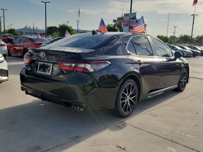 2024 Toyota Camry SE