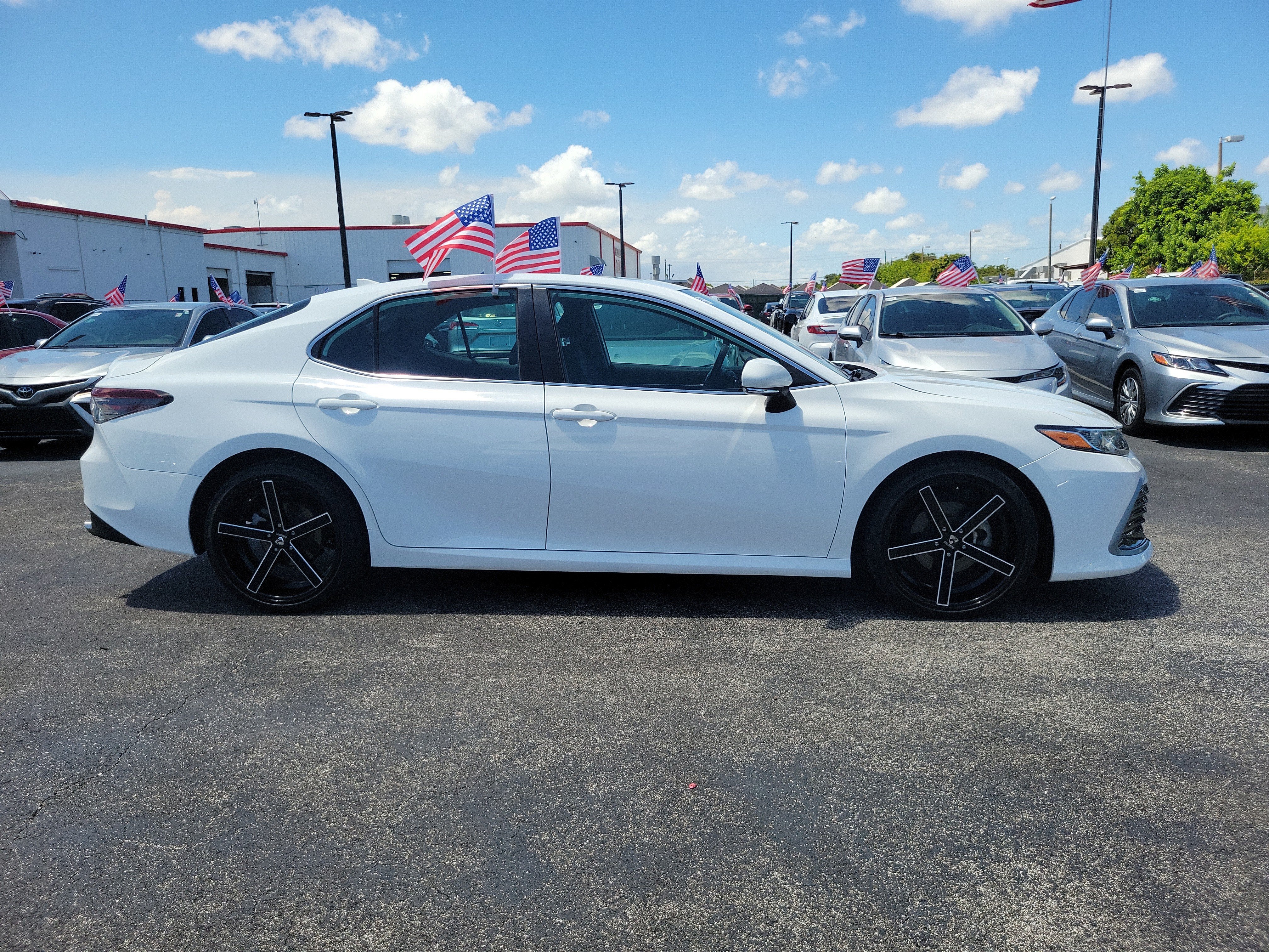 2022 Toyota Camry LE