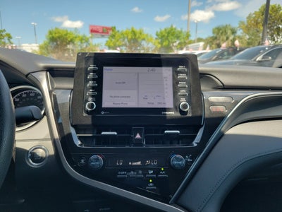 2022 Toyota Camry LE