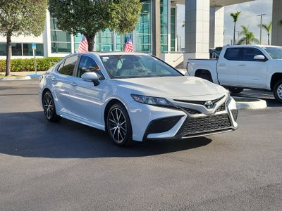 2024 Toyota Camry SE