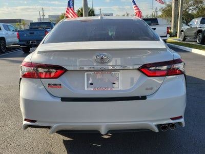 2024 Toyota Camry SE