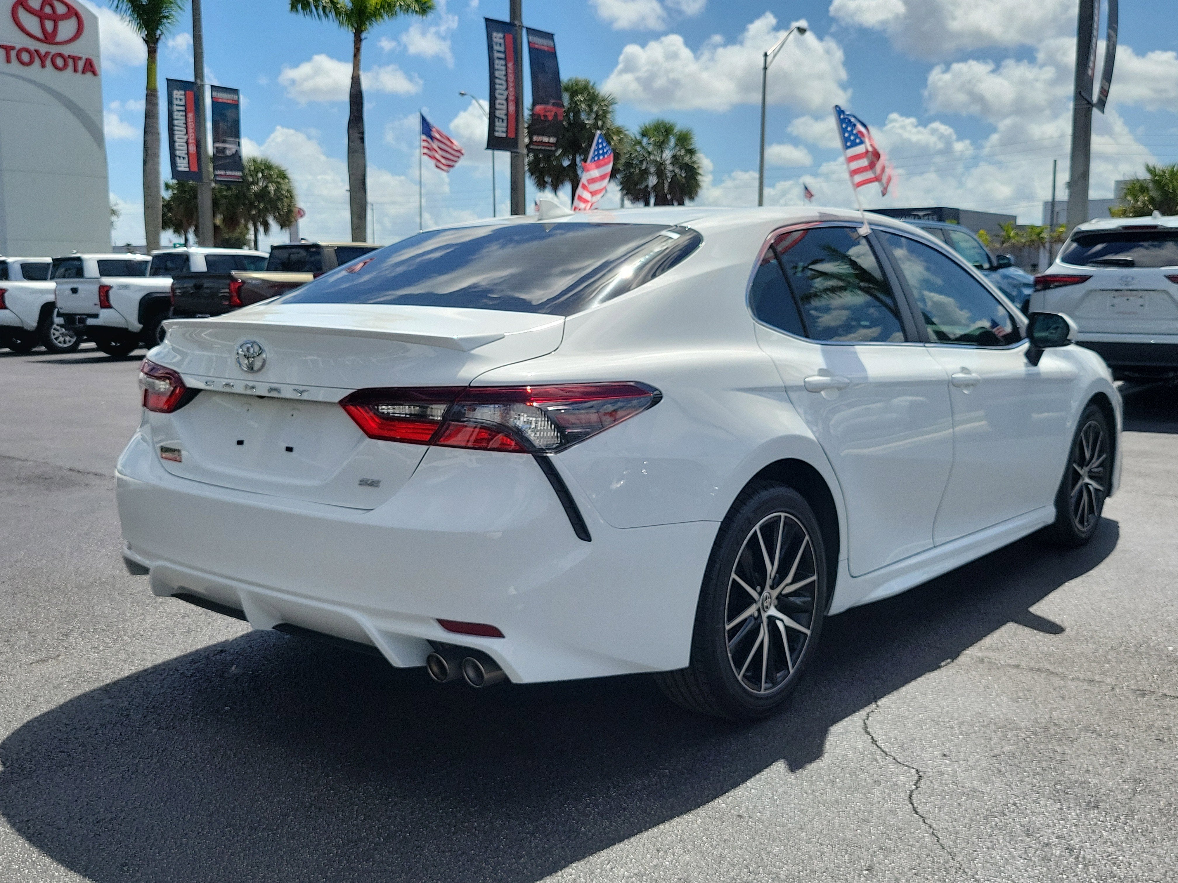 2023 Toyota Camry SE