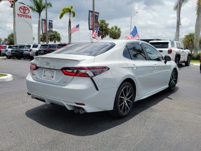 2024 Toyota Camry SE