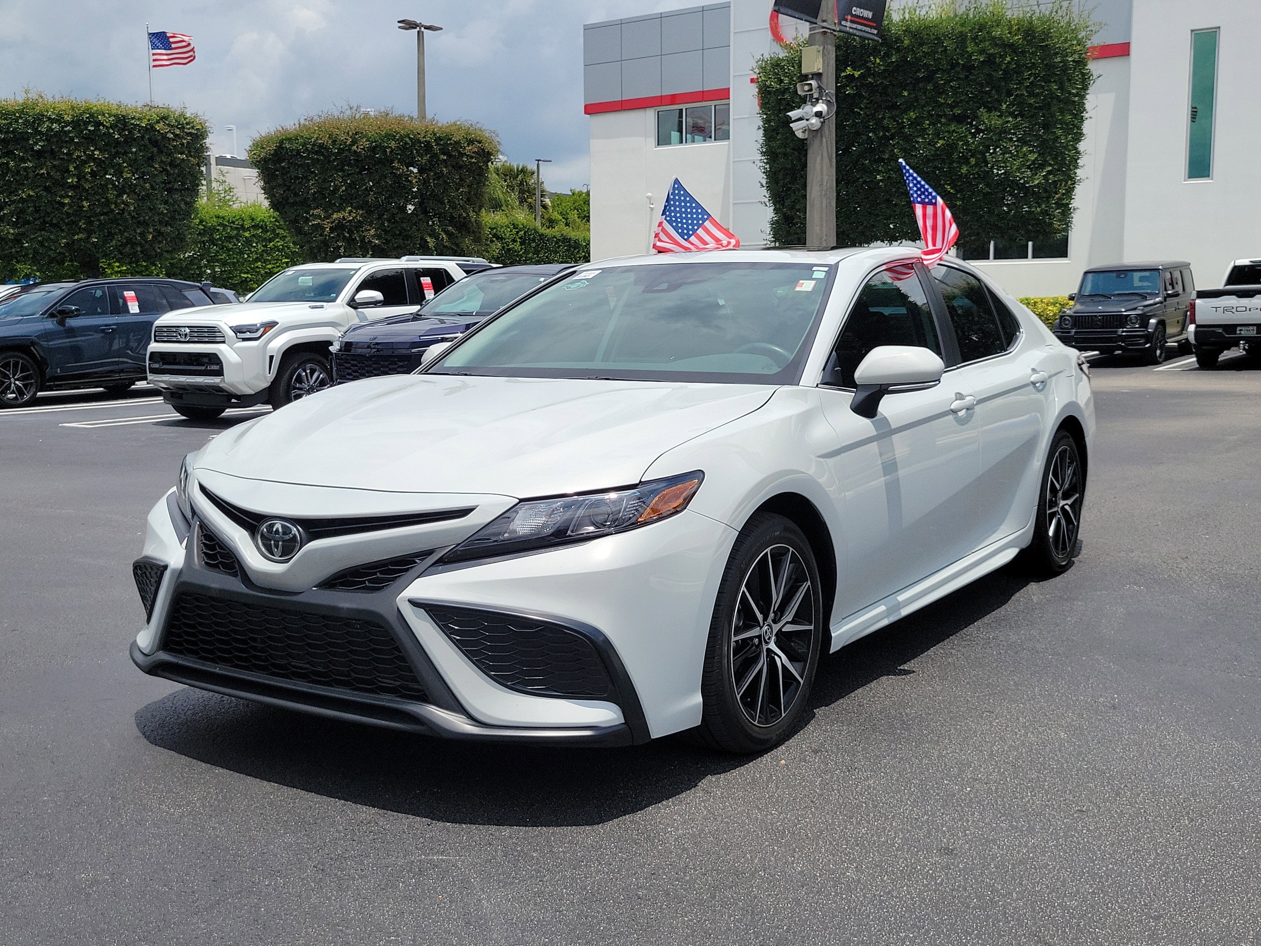 2024 Toyota Camry SE