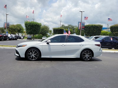 2024 Toyota Camry SE
