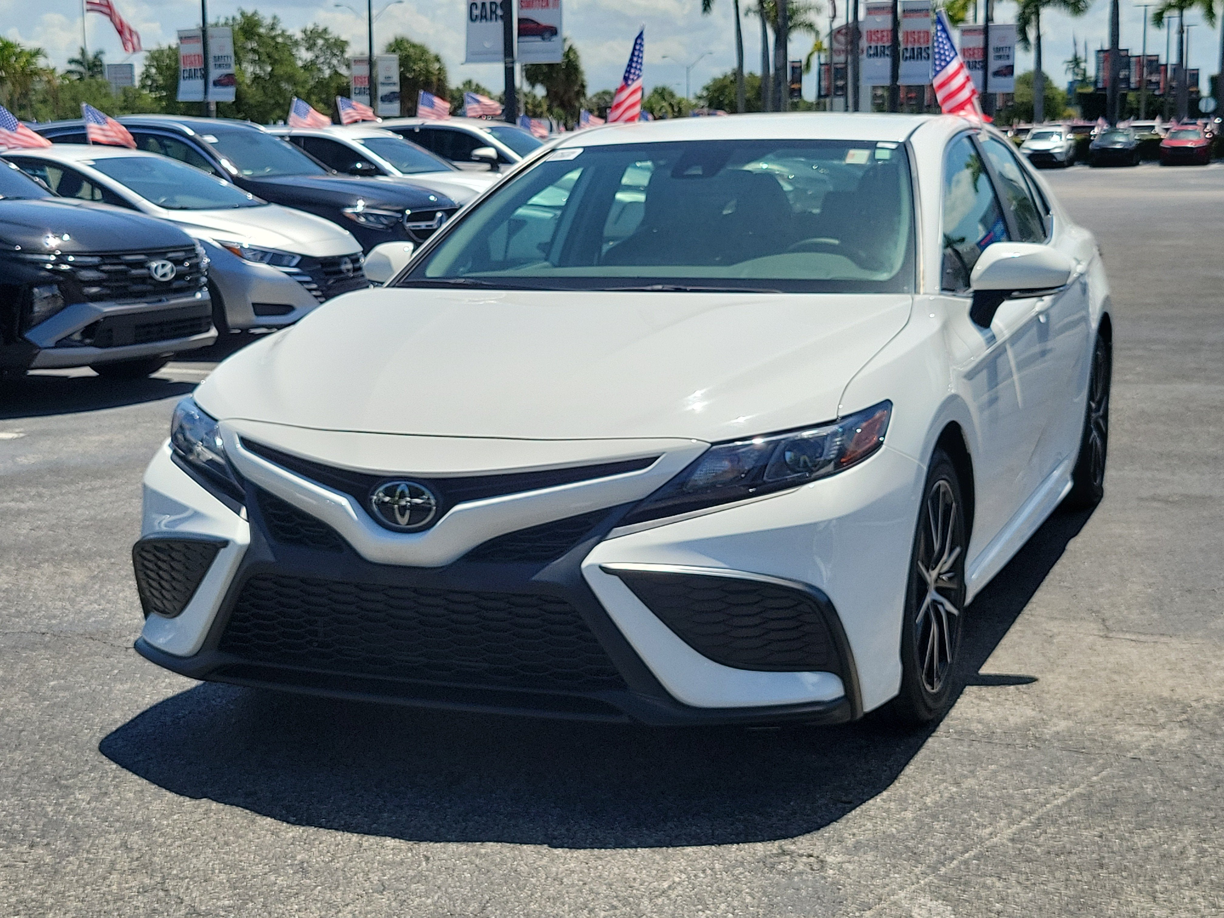 2022 Toyota Camry SE