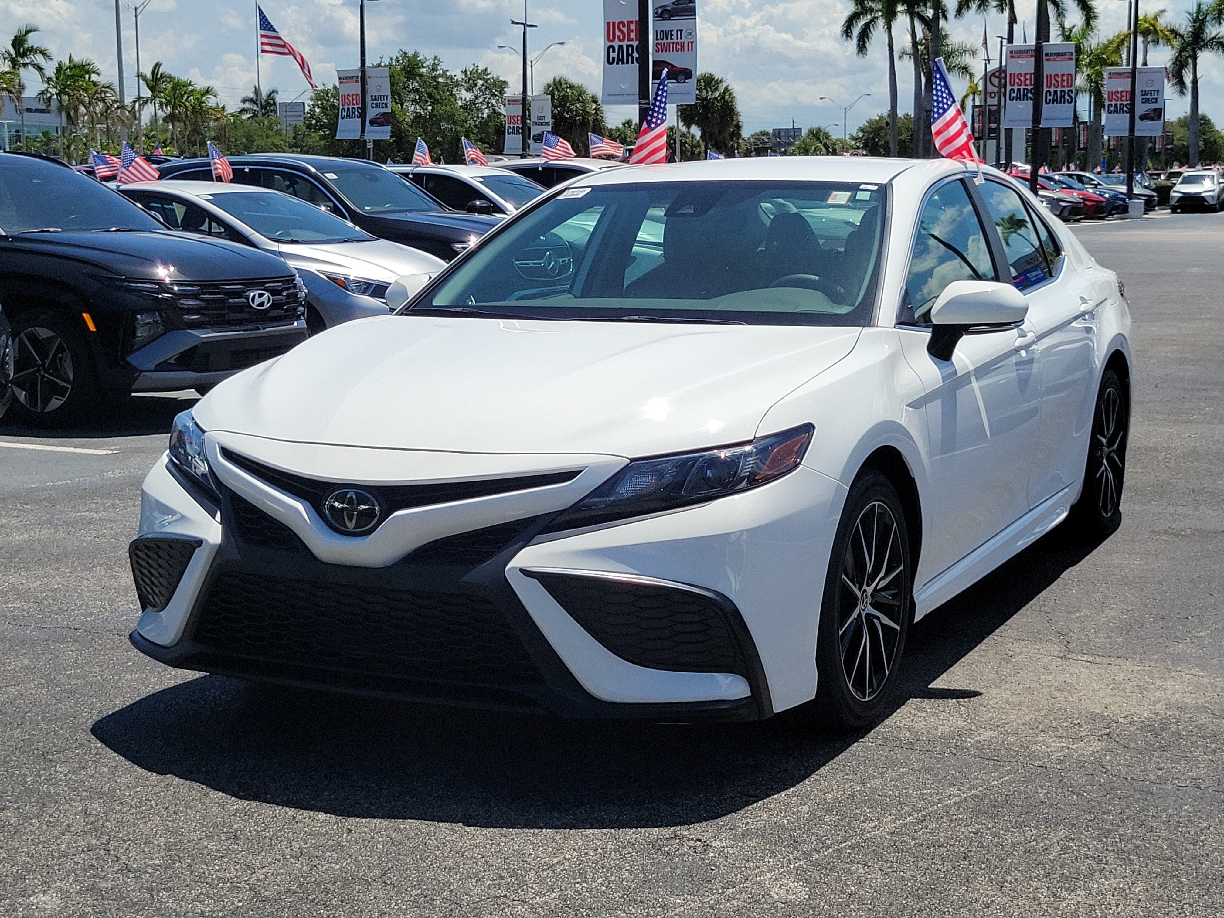 2022 Toyota Camry SE
