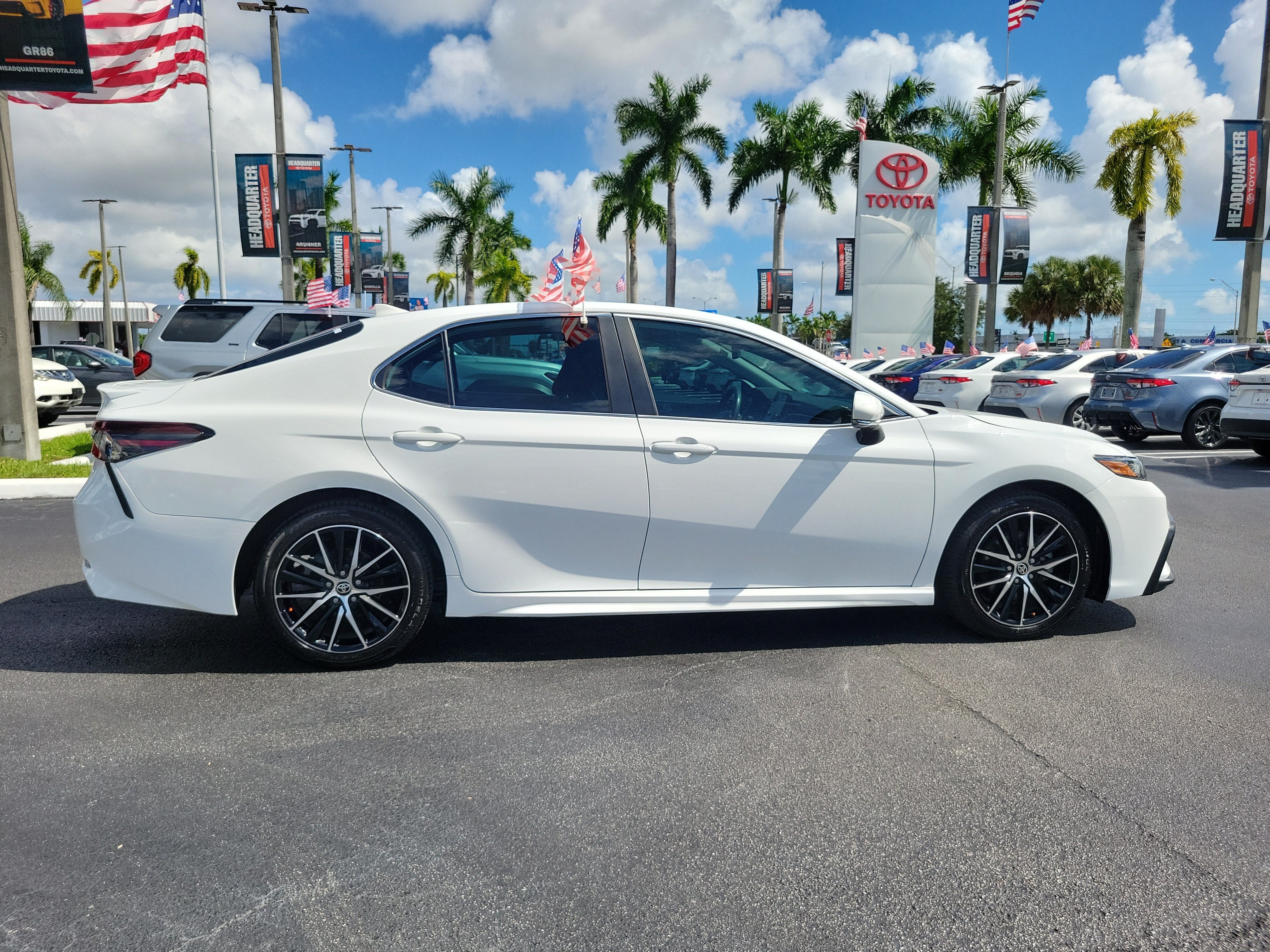 2024 Toyota Camry SE