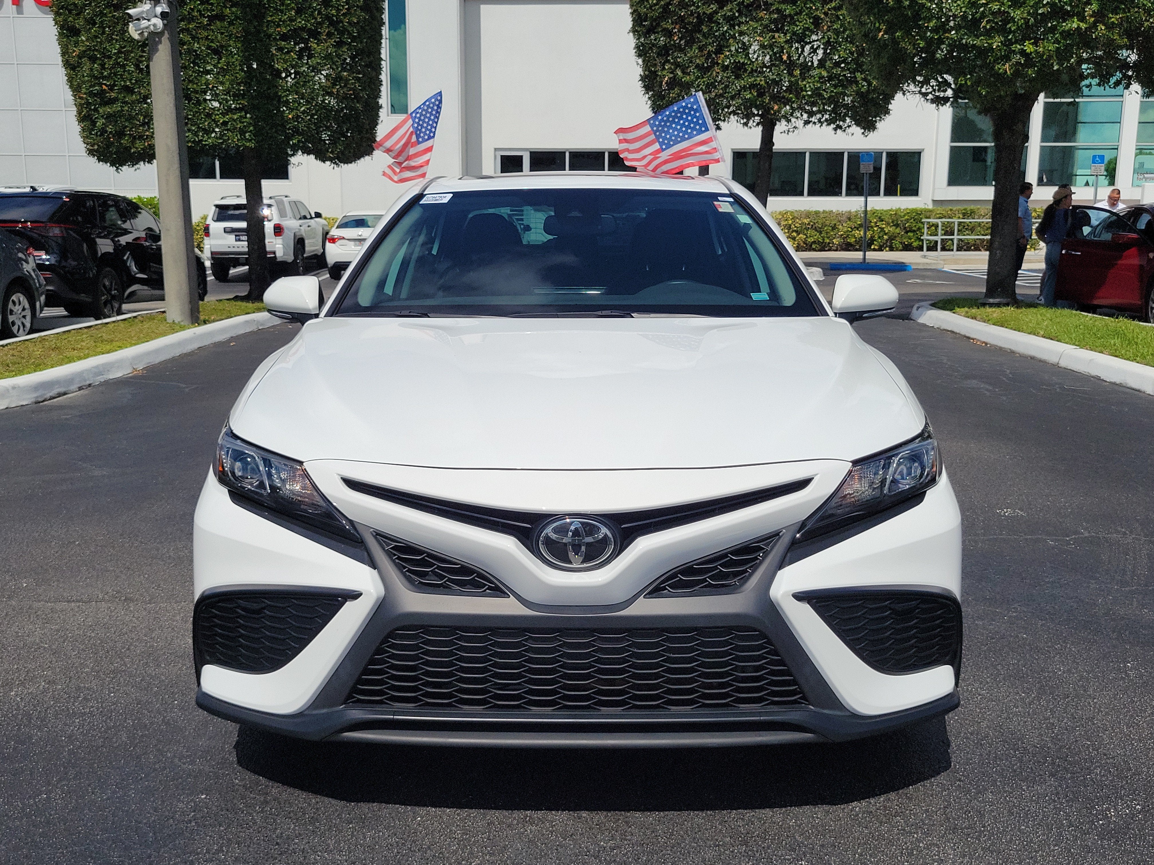 2024 Toyota Camry SE