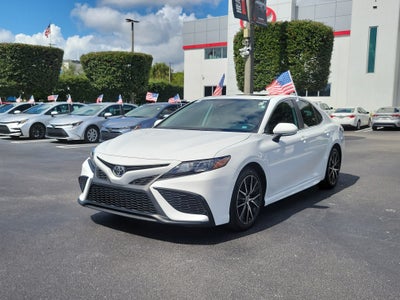 2024 Toyota Camry SE