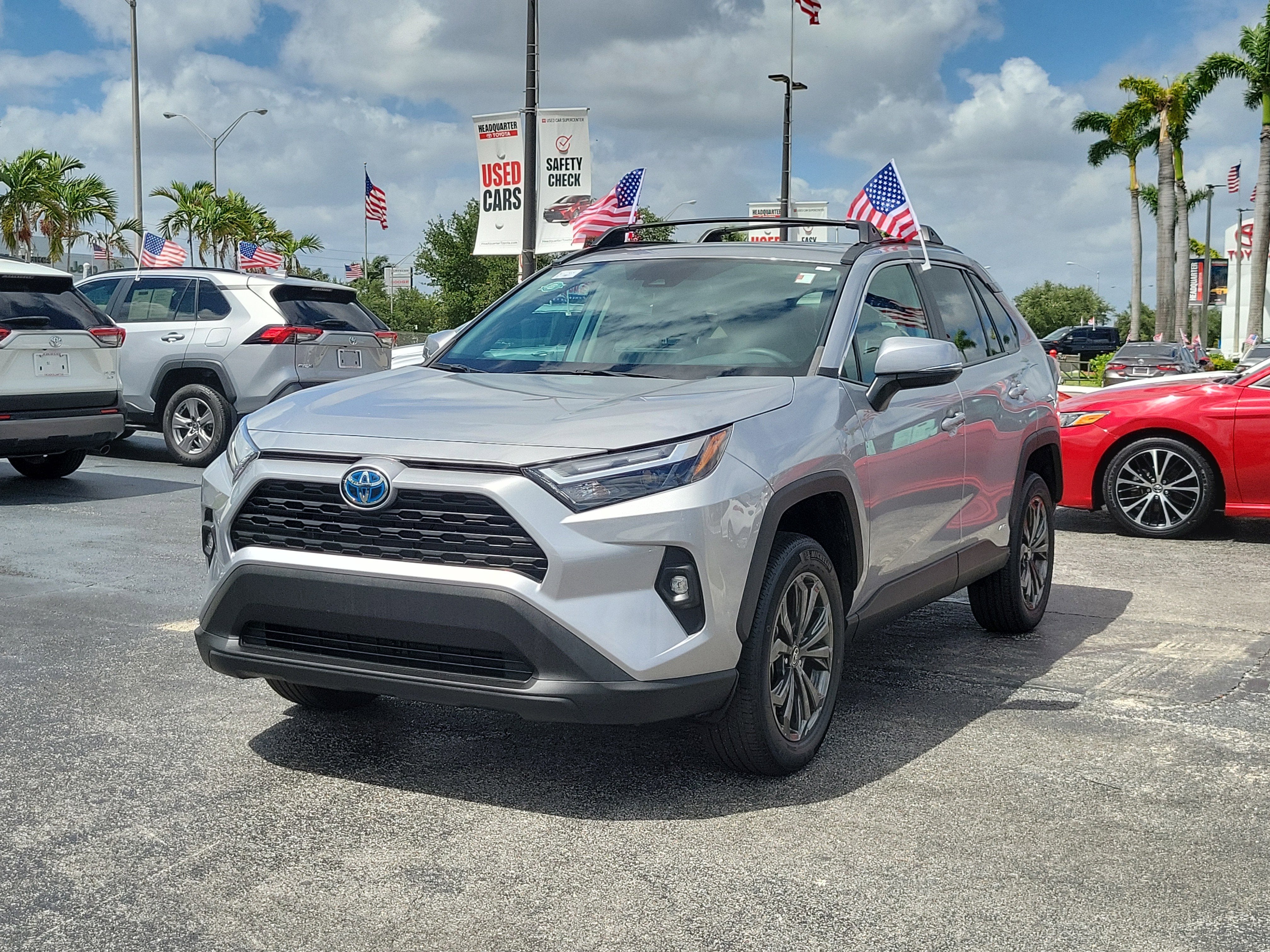 2023 Toyota RAV4 Hybrid XLE Premium