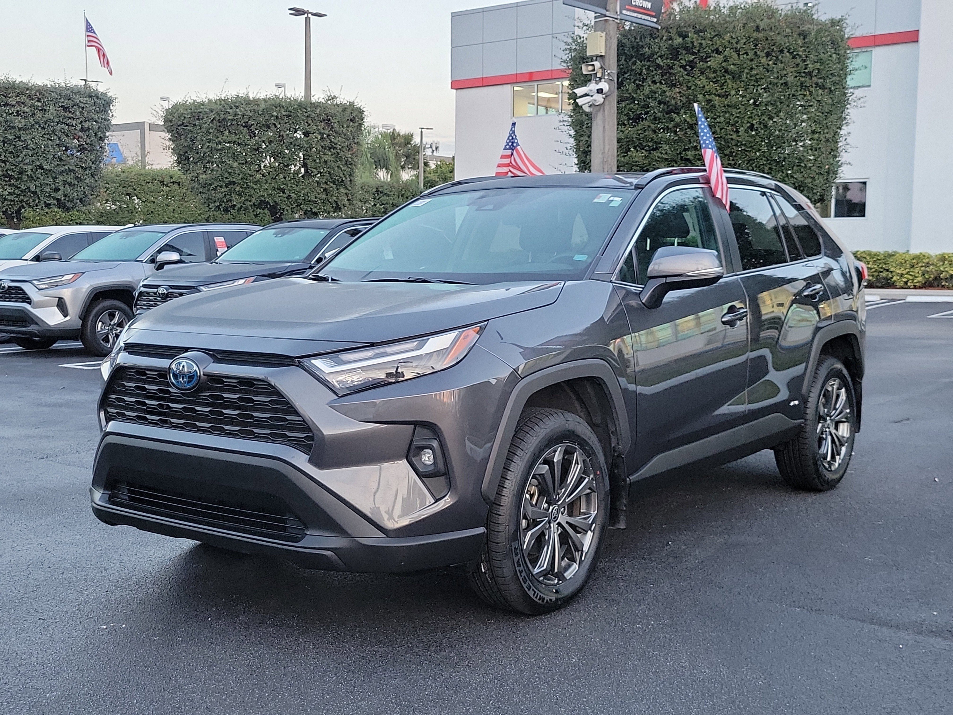 2024 Toyota RAV4 Hybrid XLE Premium