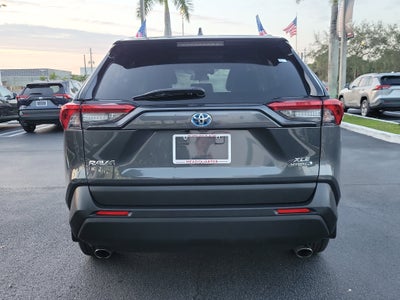 2024 Toyota RAV4 Hybrid XLE Premium