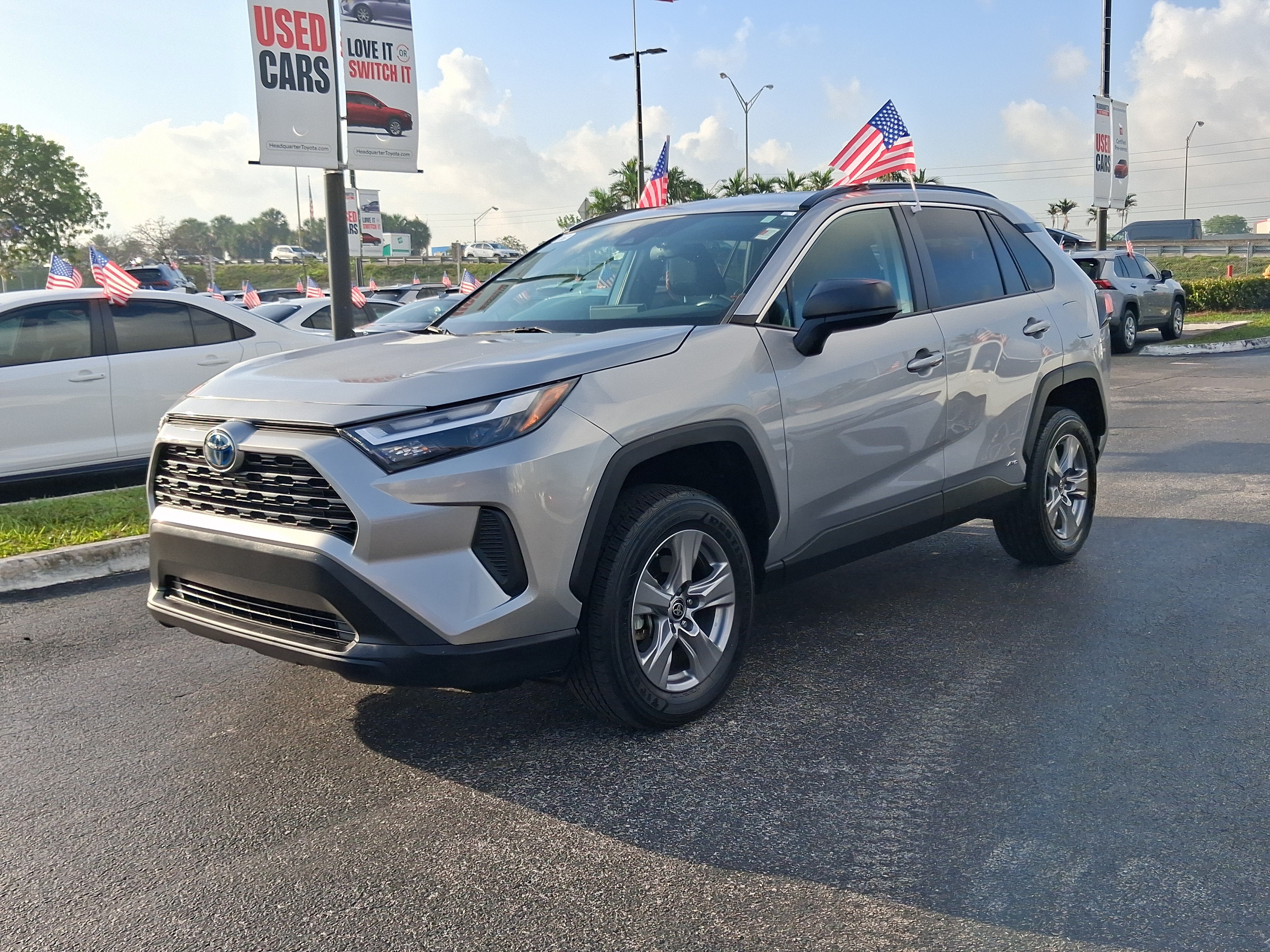 2024 Toyota RAV4 Hybrid LE