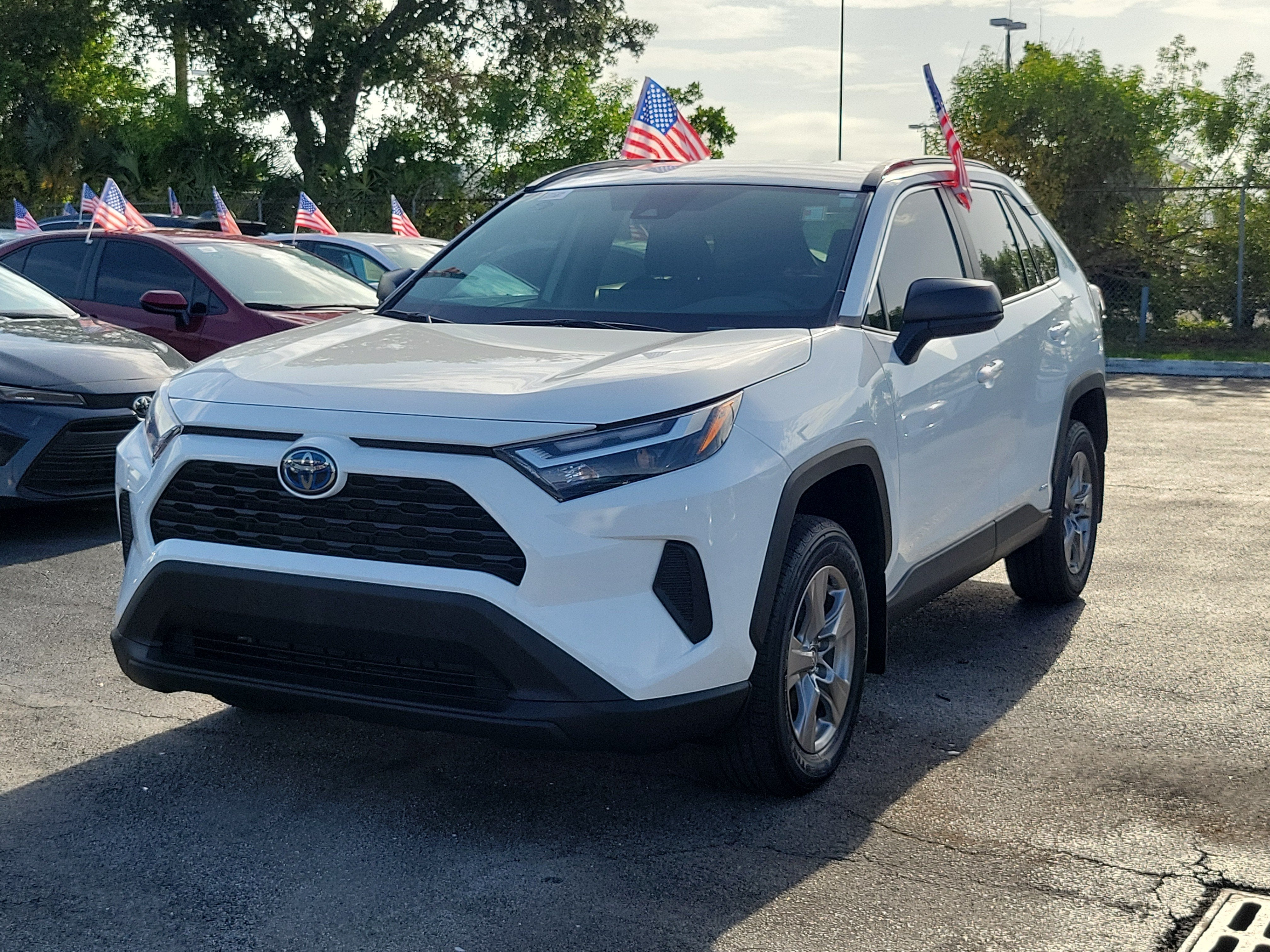 2024 Toyota RAV4 Hybrid LE