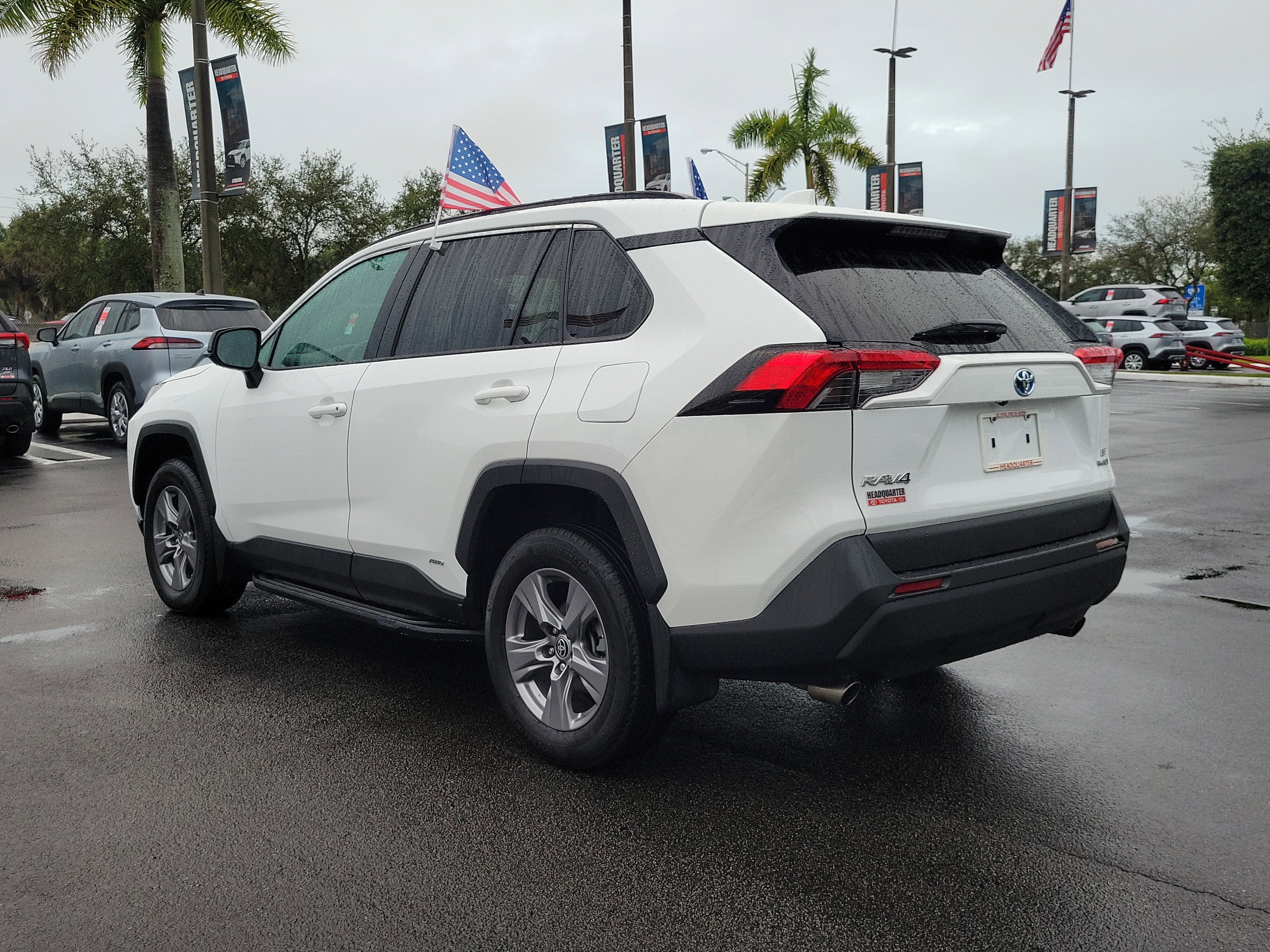 2023 Toyota RAV4 Hybrid LE