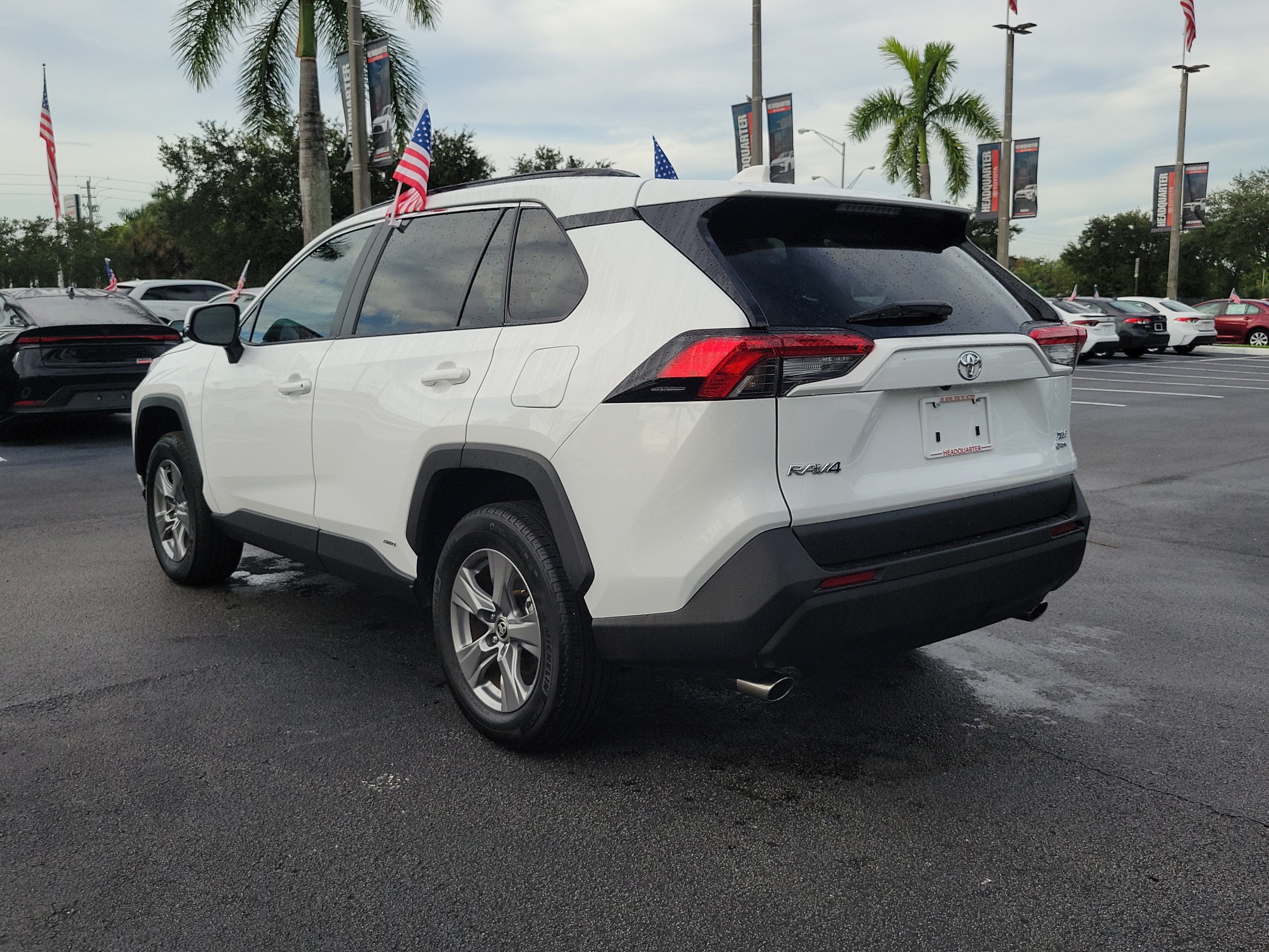 2025 Toyota RAV4 Hybrid XLE