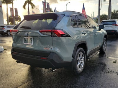 2022 Toyota RAV4 Hybrid XLE