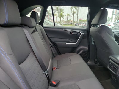 2023 Toyota RAV4 Hybrid SE