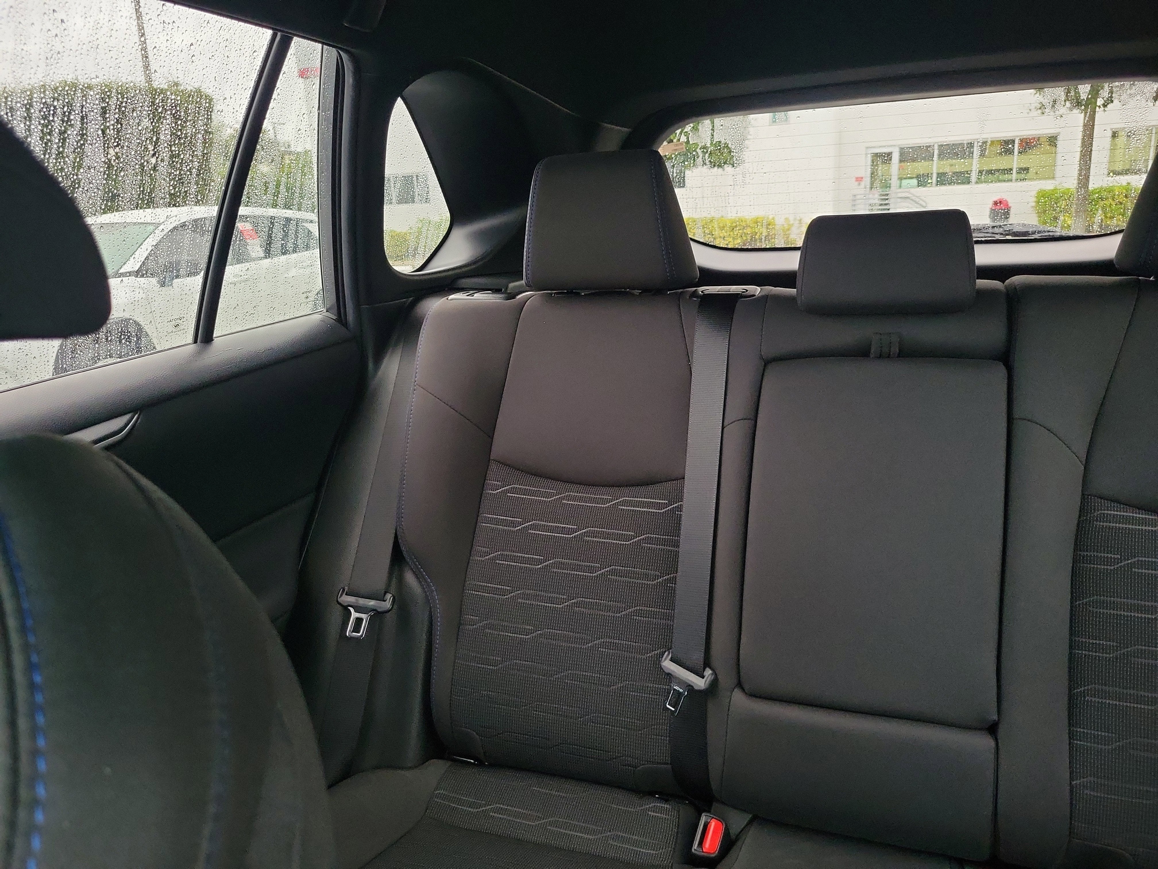 2023 Toyota RAV4 Hybrid SE