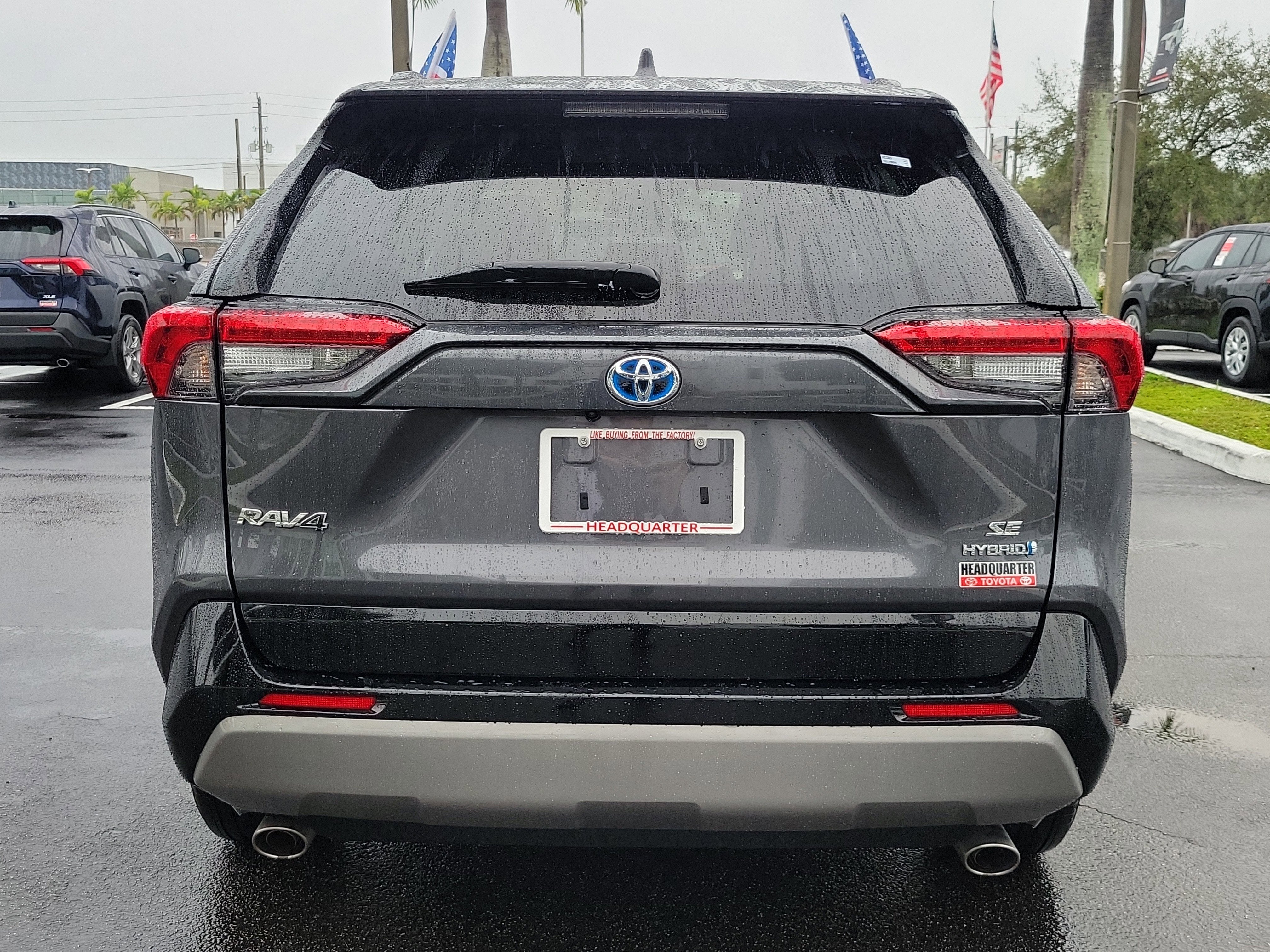 2023 Toyota RAV4 Hybrid SE