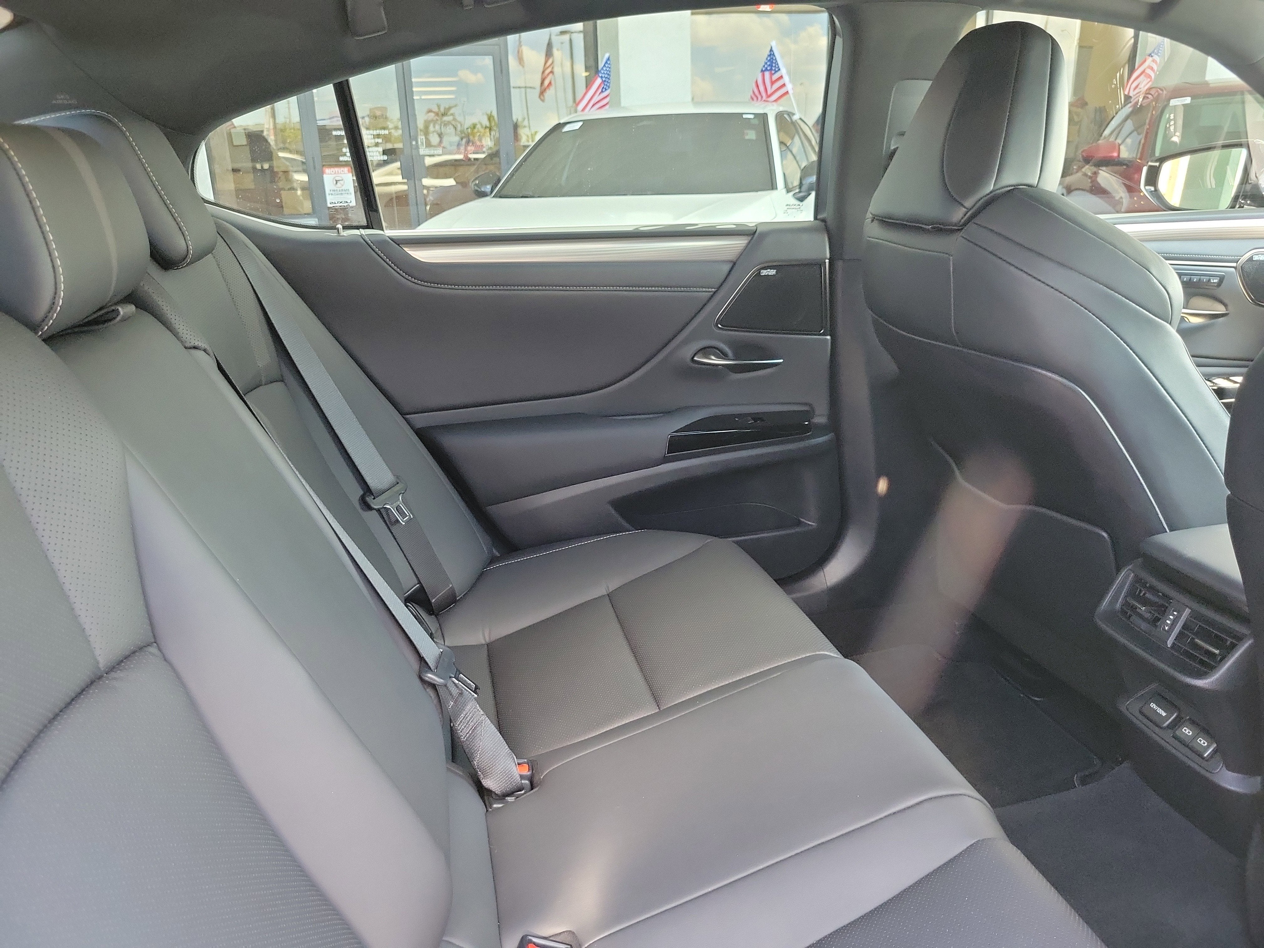 2024 Lexus ES ES 350 F SPORT Handling