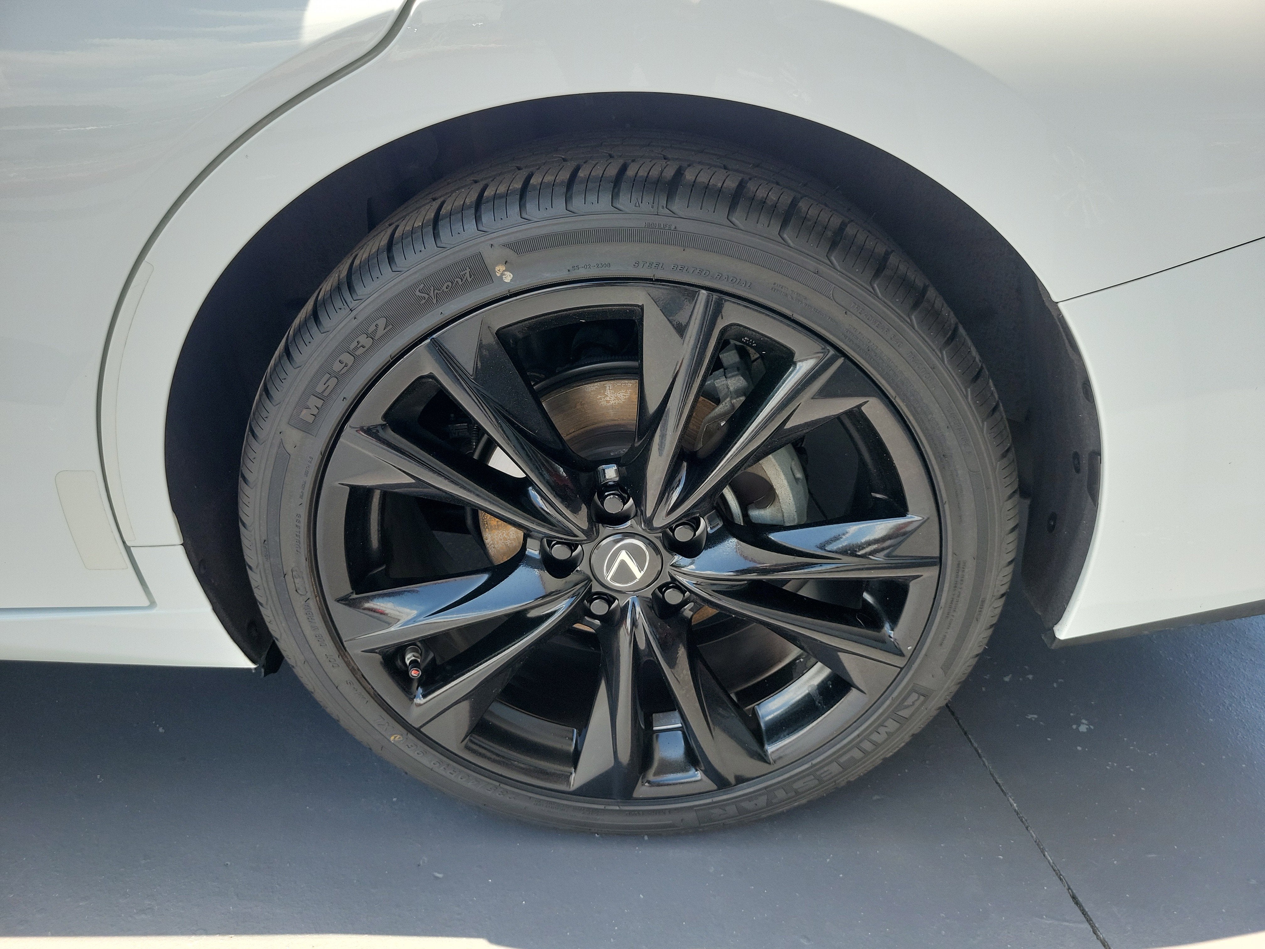 2024 Lexus ES ES 350 F SPORT Handling