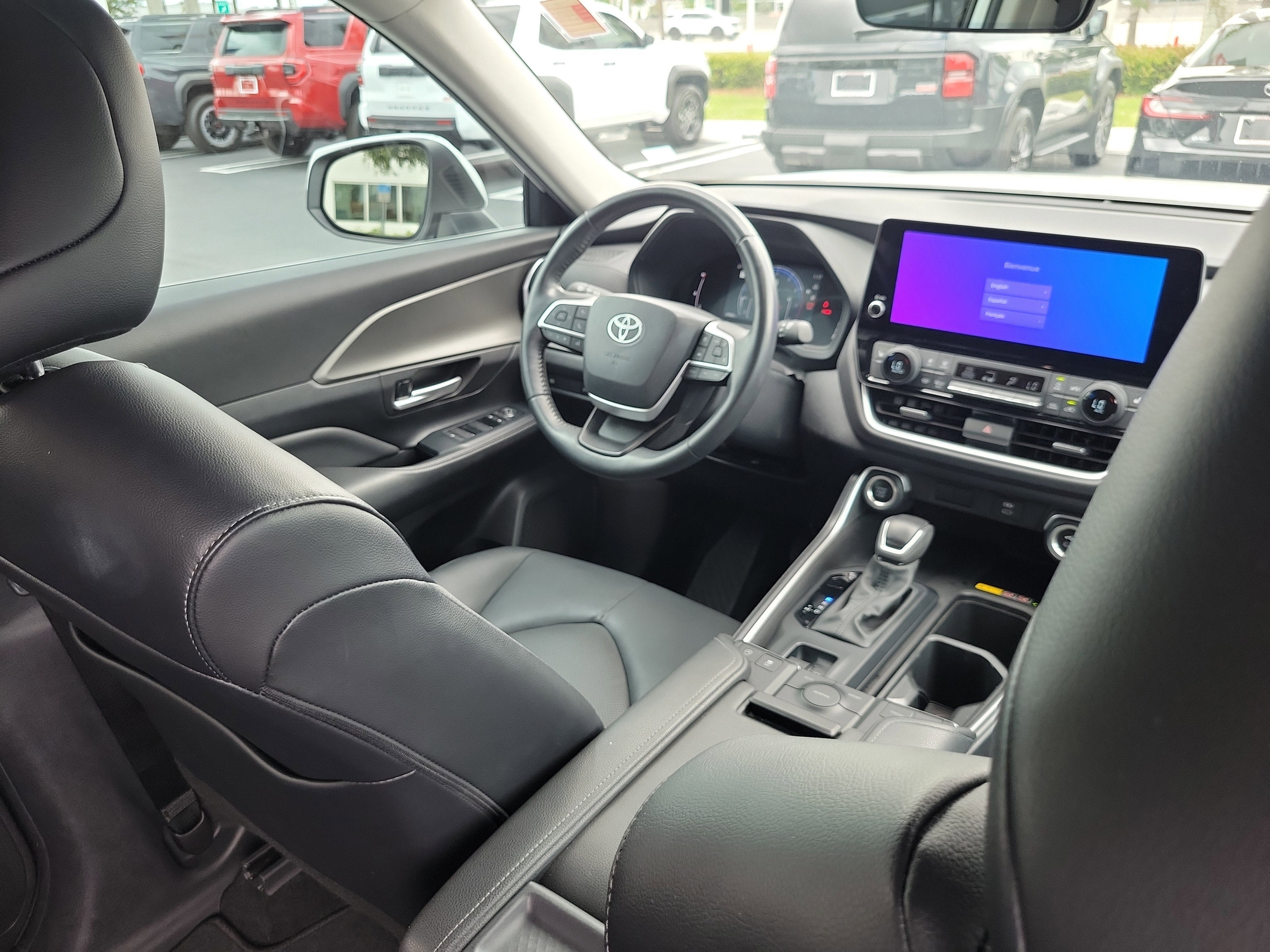 2024 Toyota Grand Highlander Base