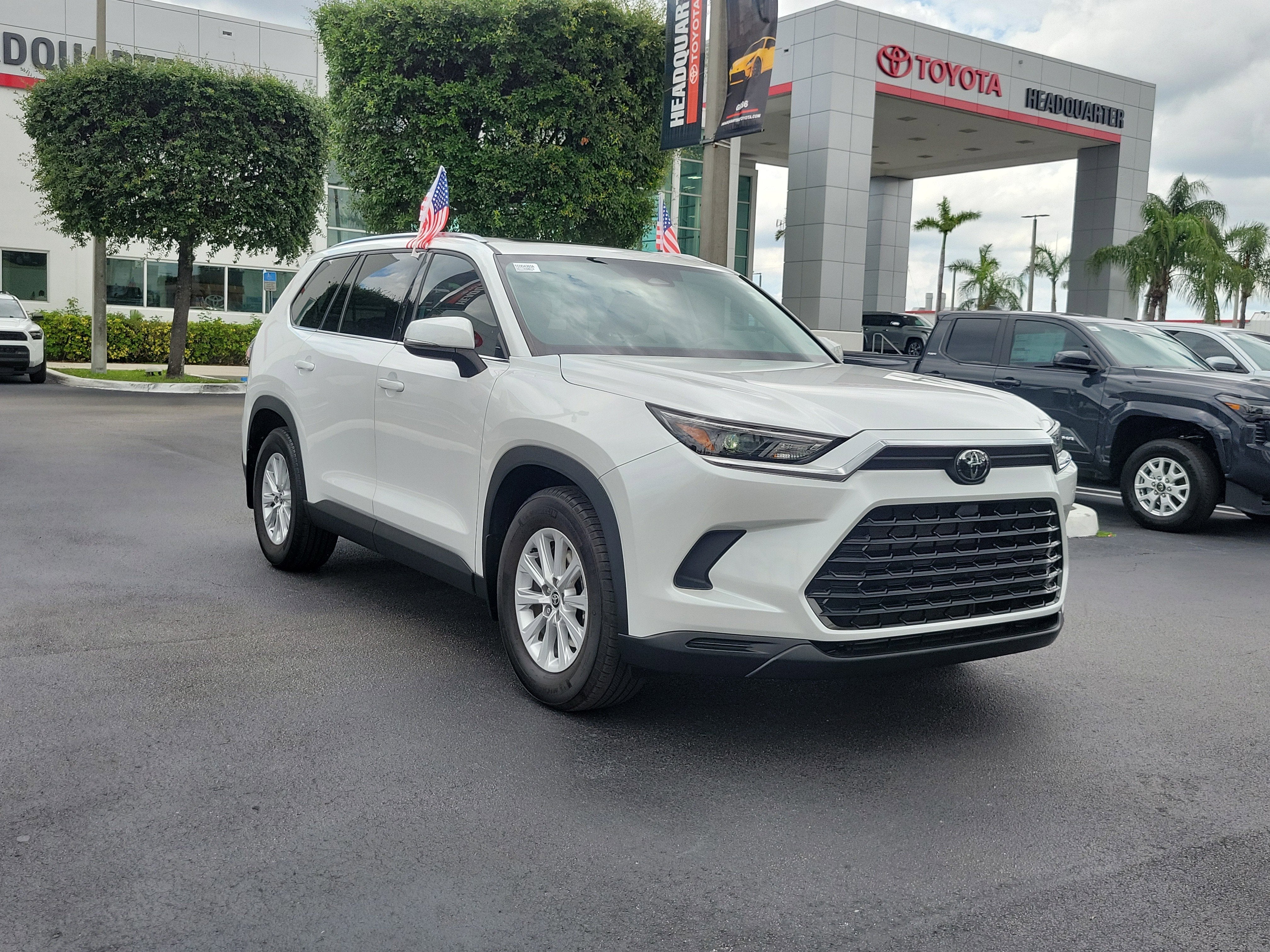 2024 Toyota Grand Highlander Base