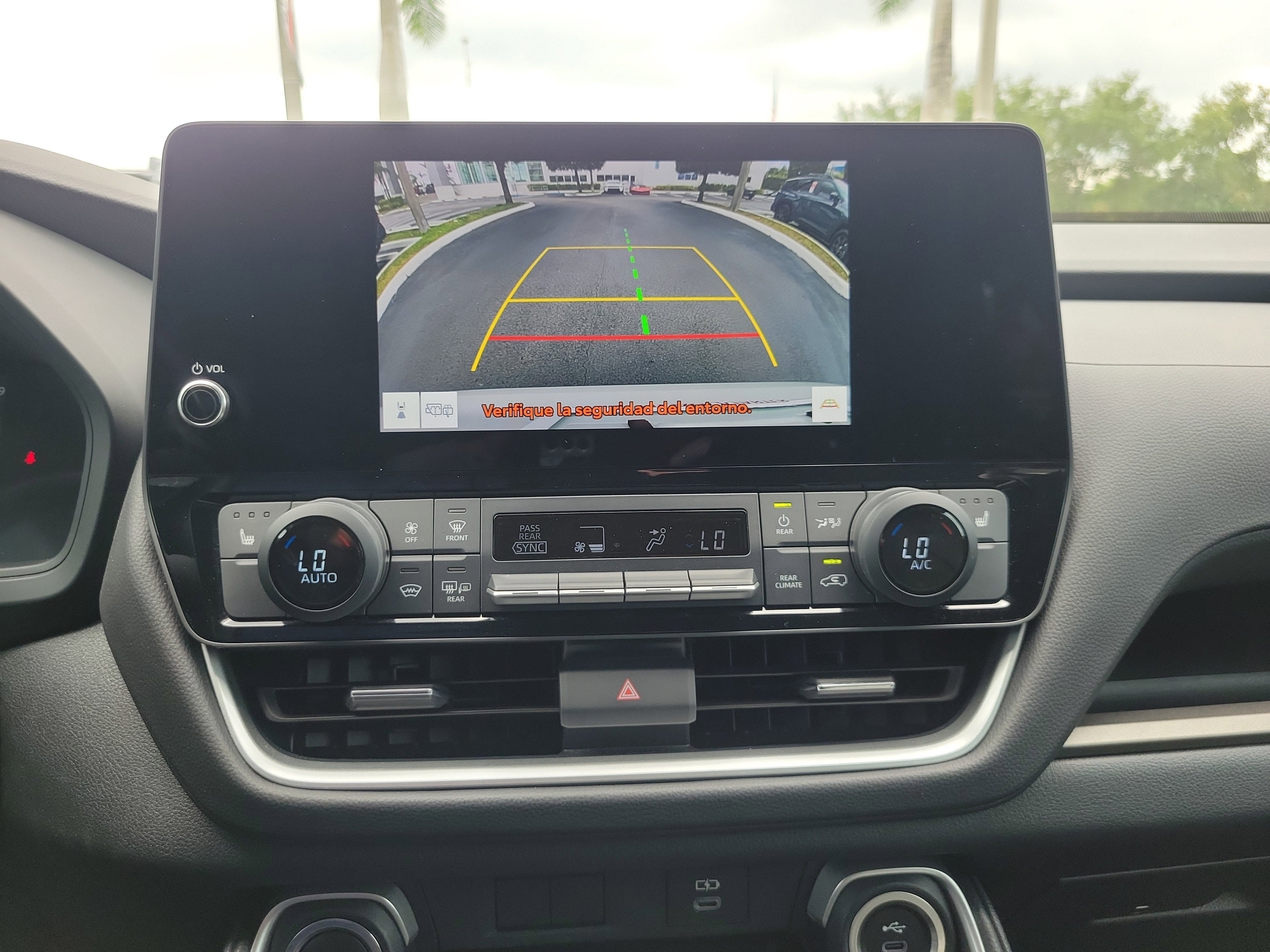 2024 Toyota Grand Highlander Base
