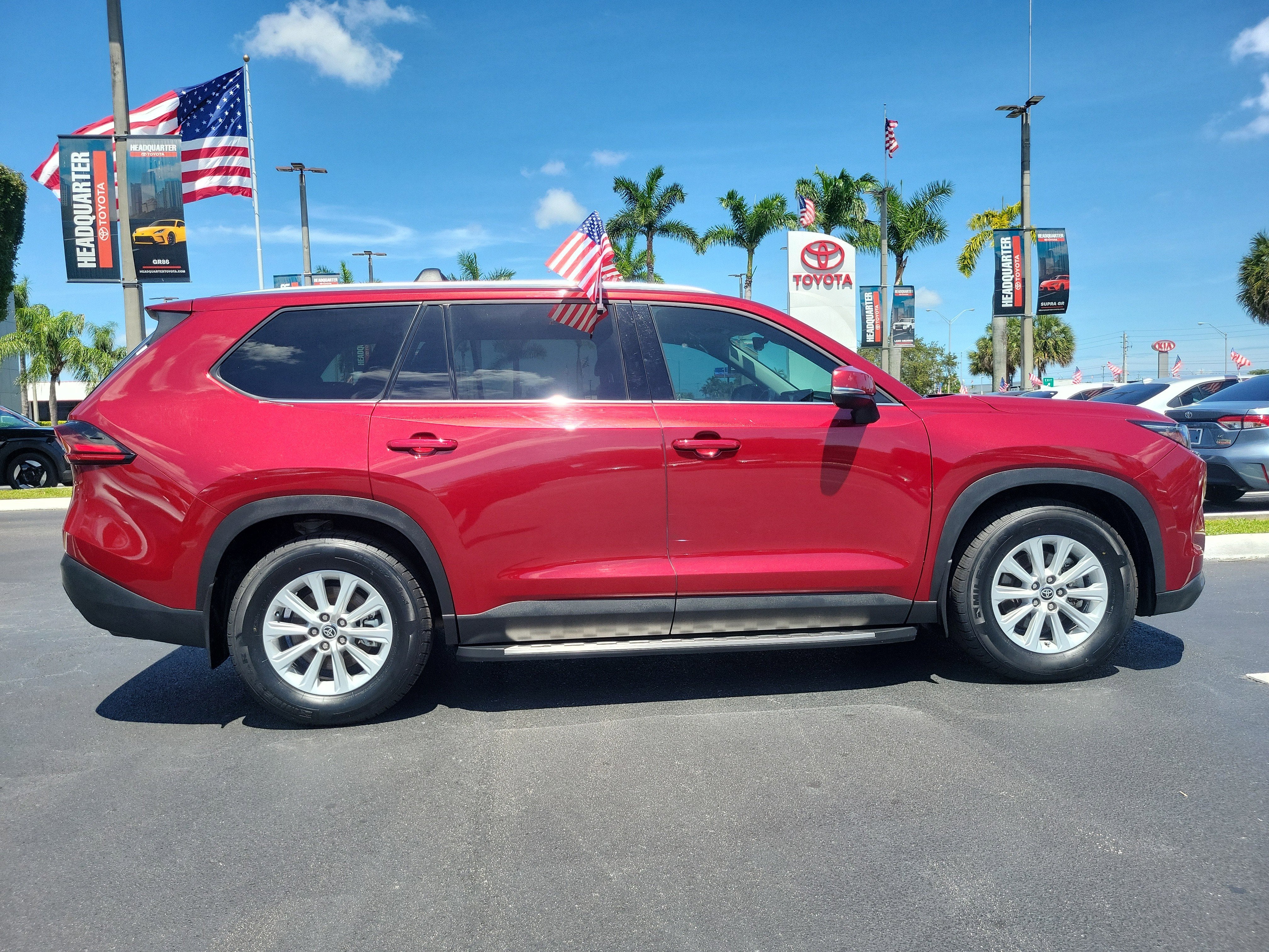 2025 Toyota Grand Highlander LE