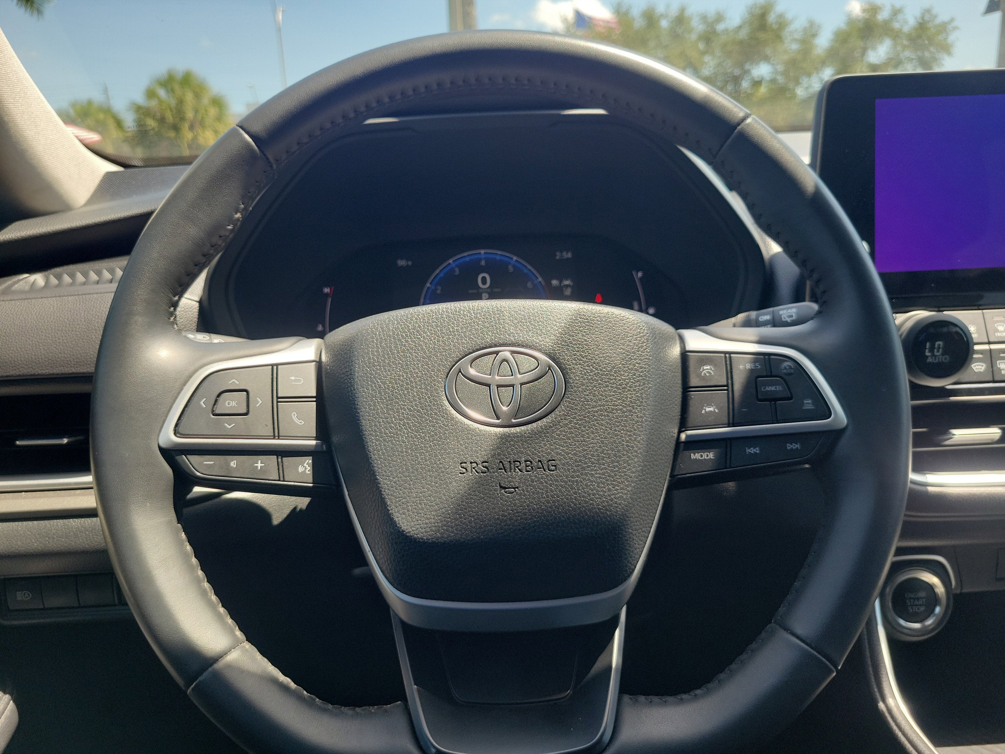 2025 Toyota Grand Highlander LE