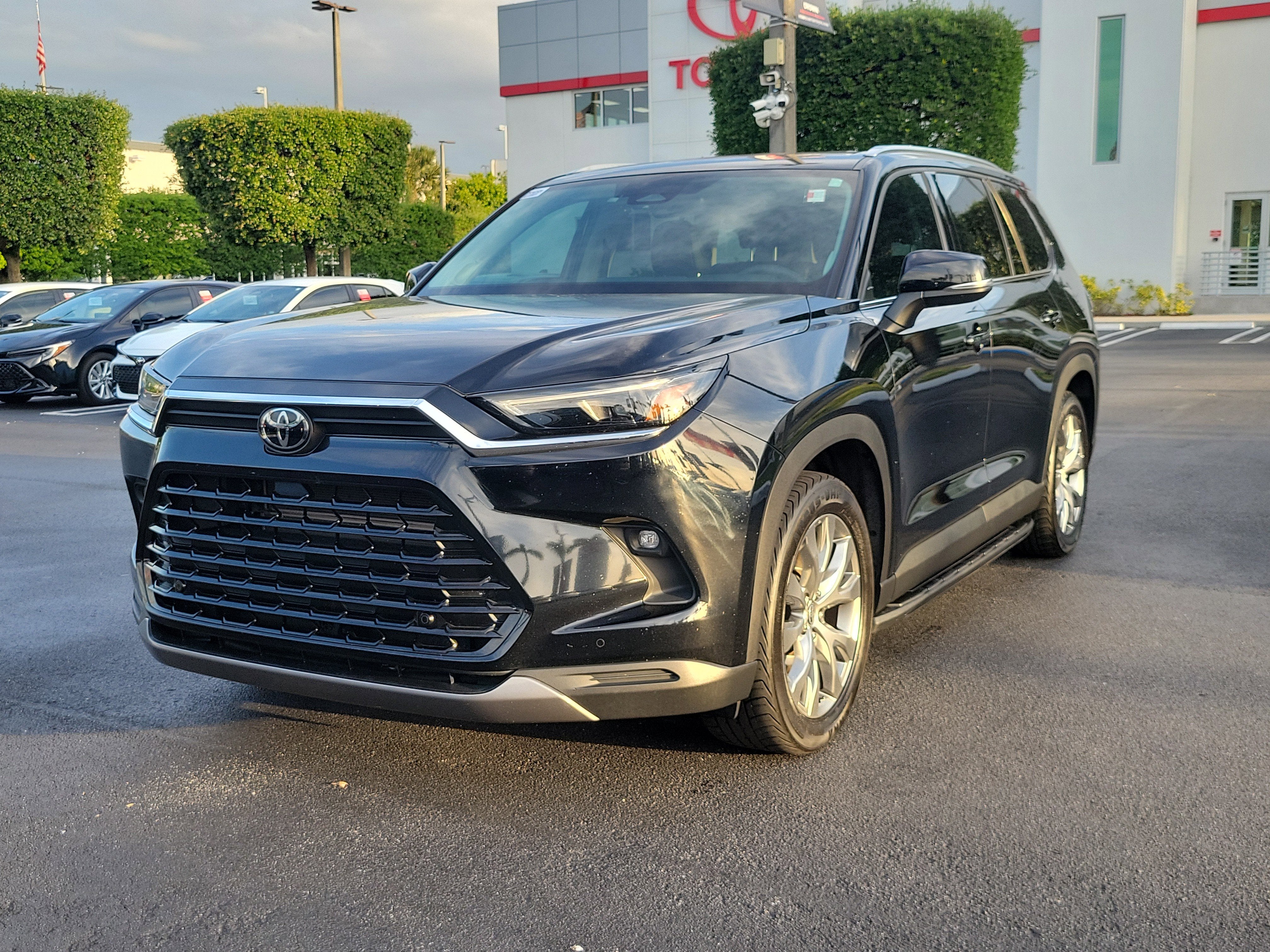 2024 Toyota Grand Highlander Hybrid Limited
