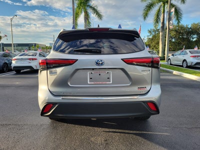 2023 Toyota Highlander Hybrid LE