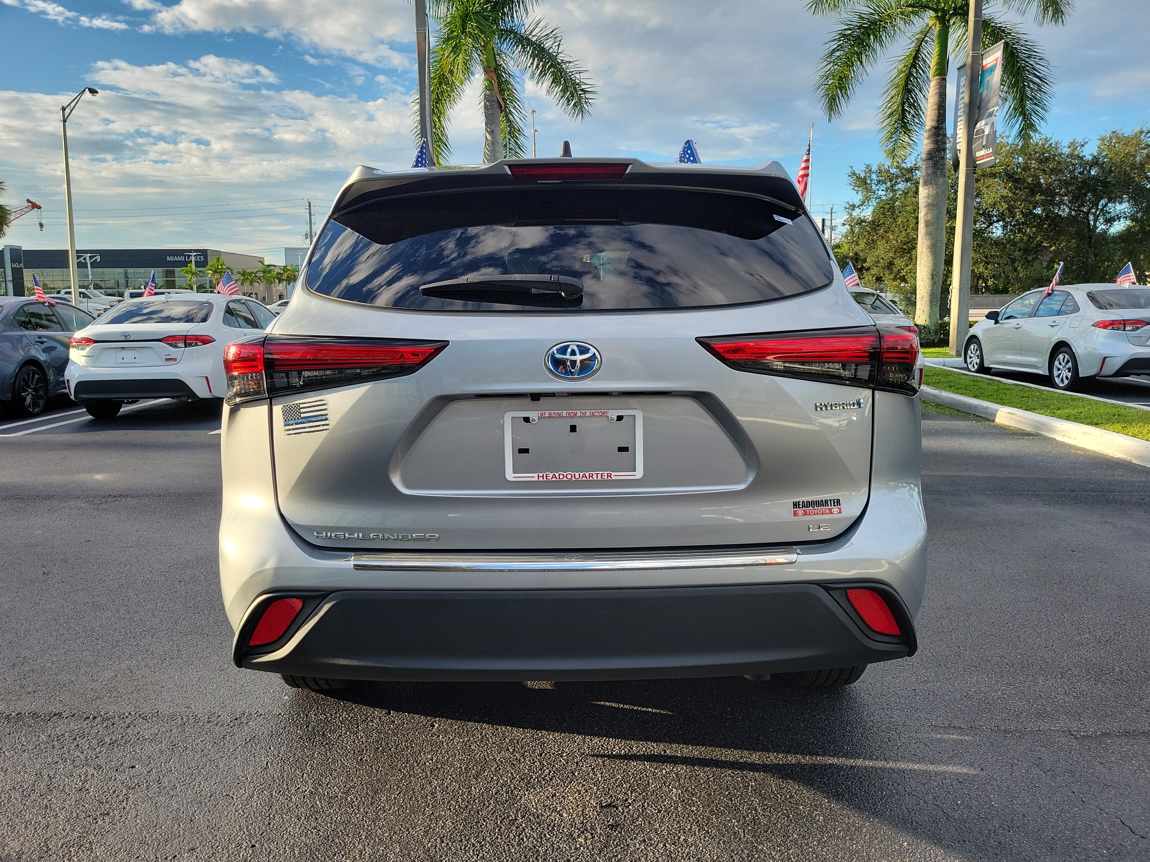 2023 Toyota Highlander Hybrid LE
