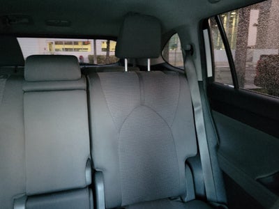2020 Toyota Highlander LE