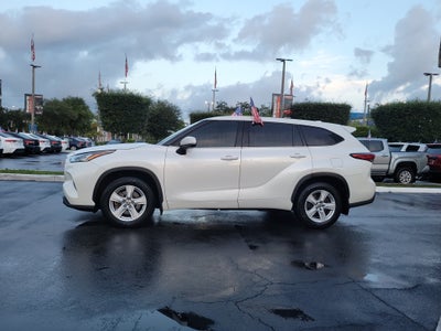 2020 Toyota Highlander LE