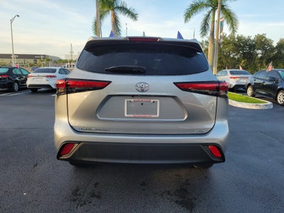 2023 Toyota Highlander XLE