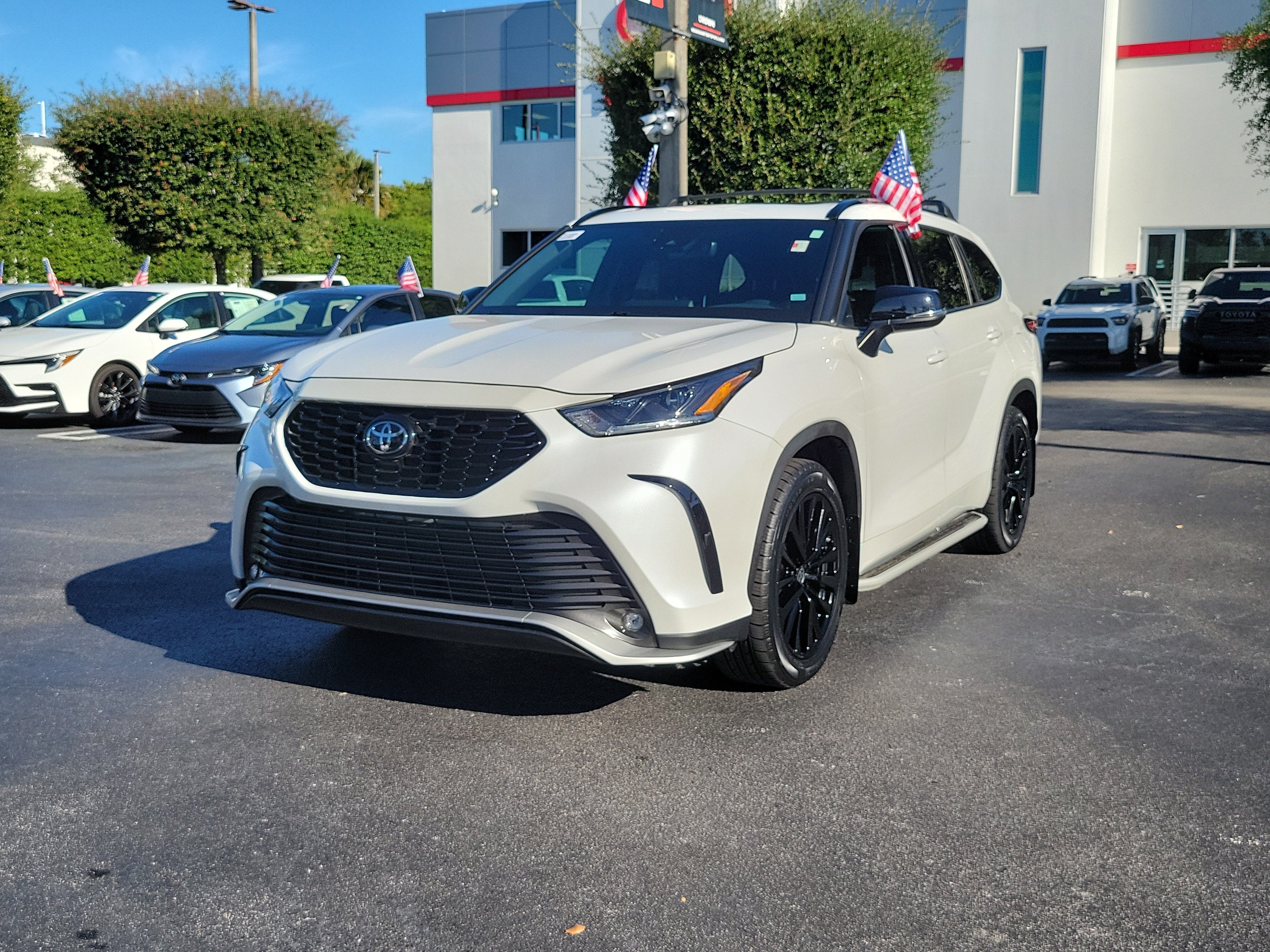 2024 Toyota Highlander XSE