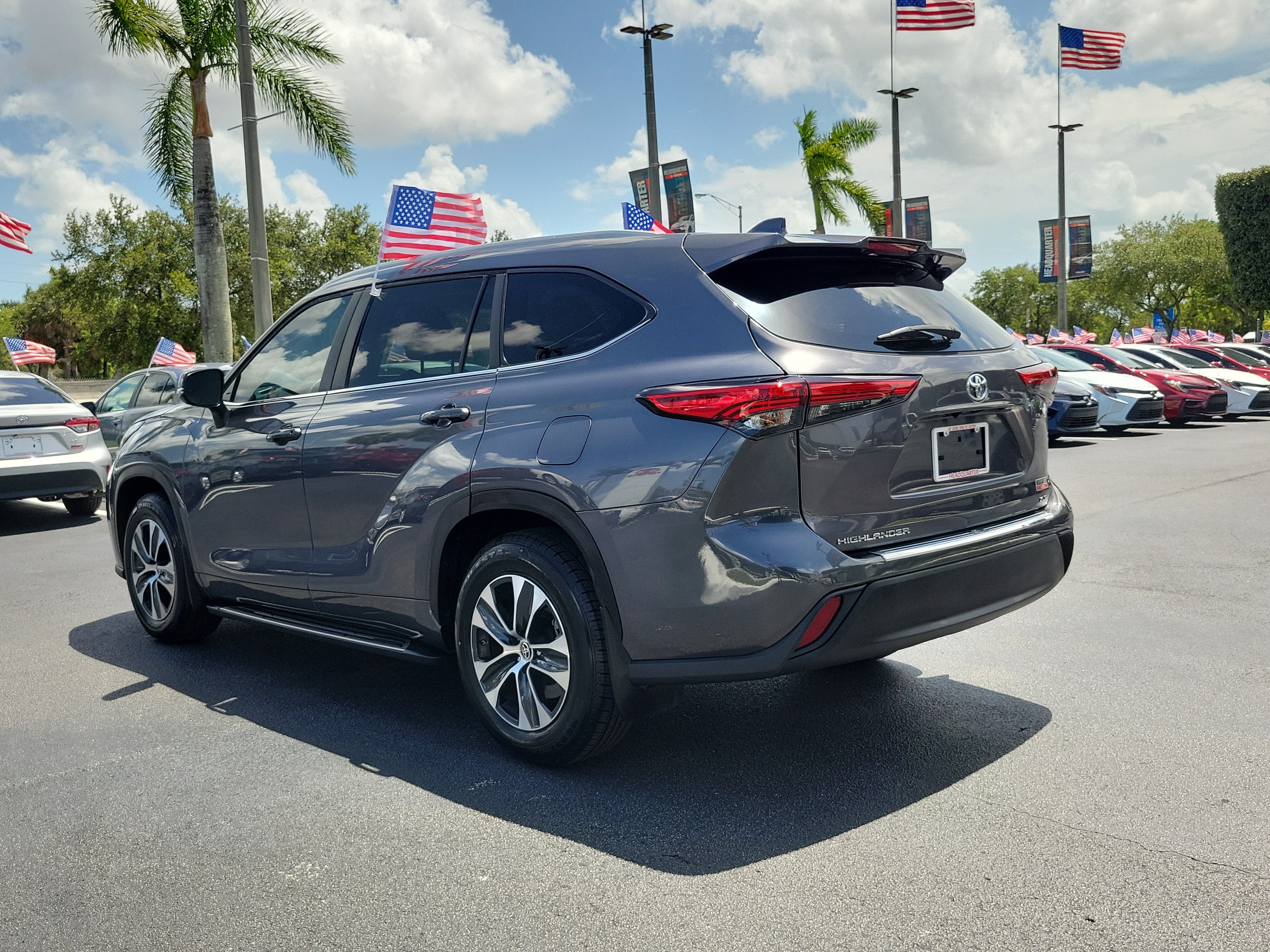 2023 Toyota Highlander LE