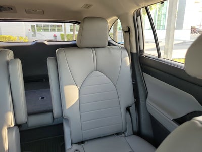 2023 Toyota Highlander Base